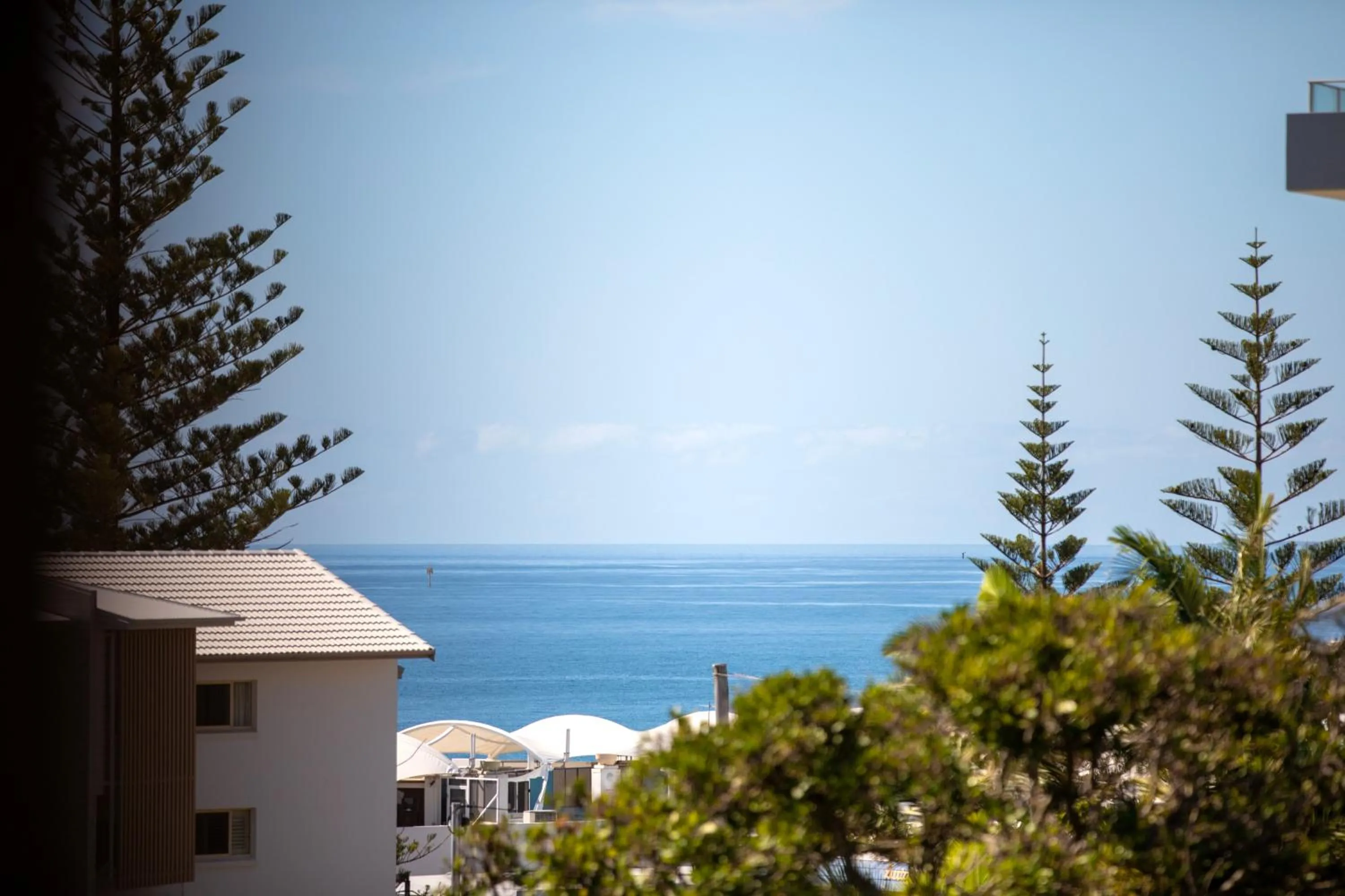 Day in Kings Bay Apartments