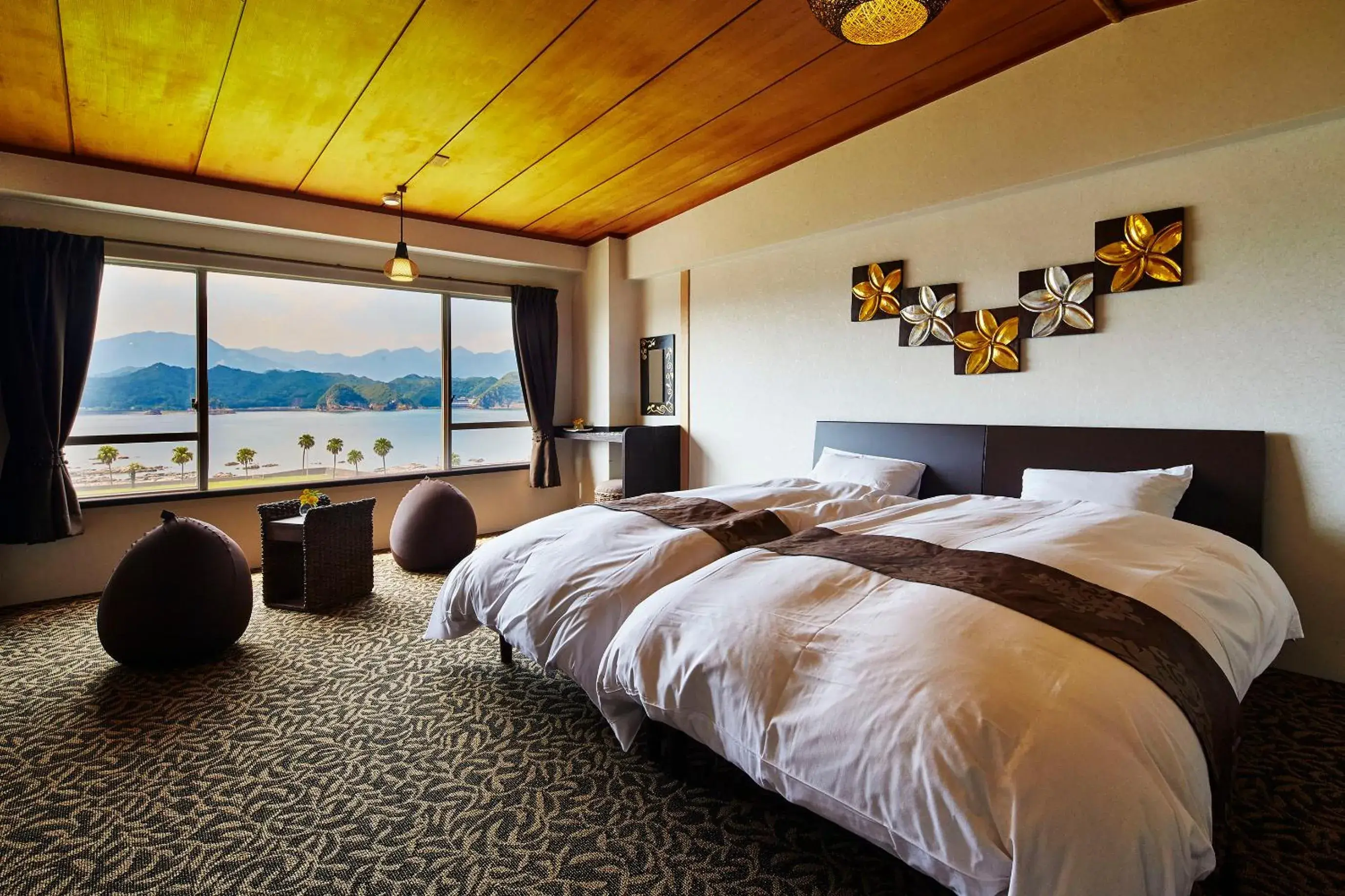 Bedroom, Bed in Hana Irodori no Yado Kayuu Bedroom, Bed in Hana Irodori no Yado Kayuu