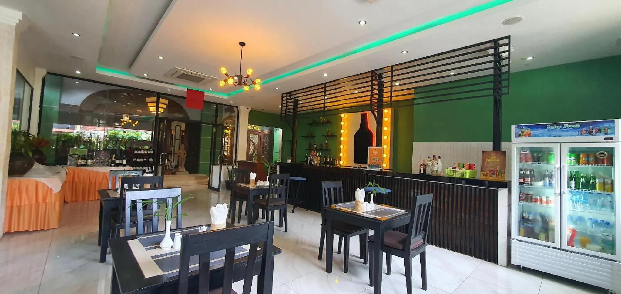 Restaurant/places to eat in Siem Reap Urban Boutique Hotel