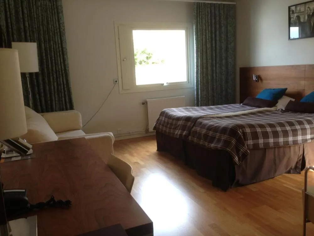 Day, Bed in Hotell Åsen