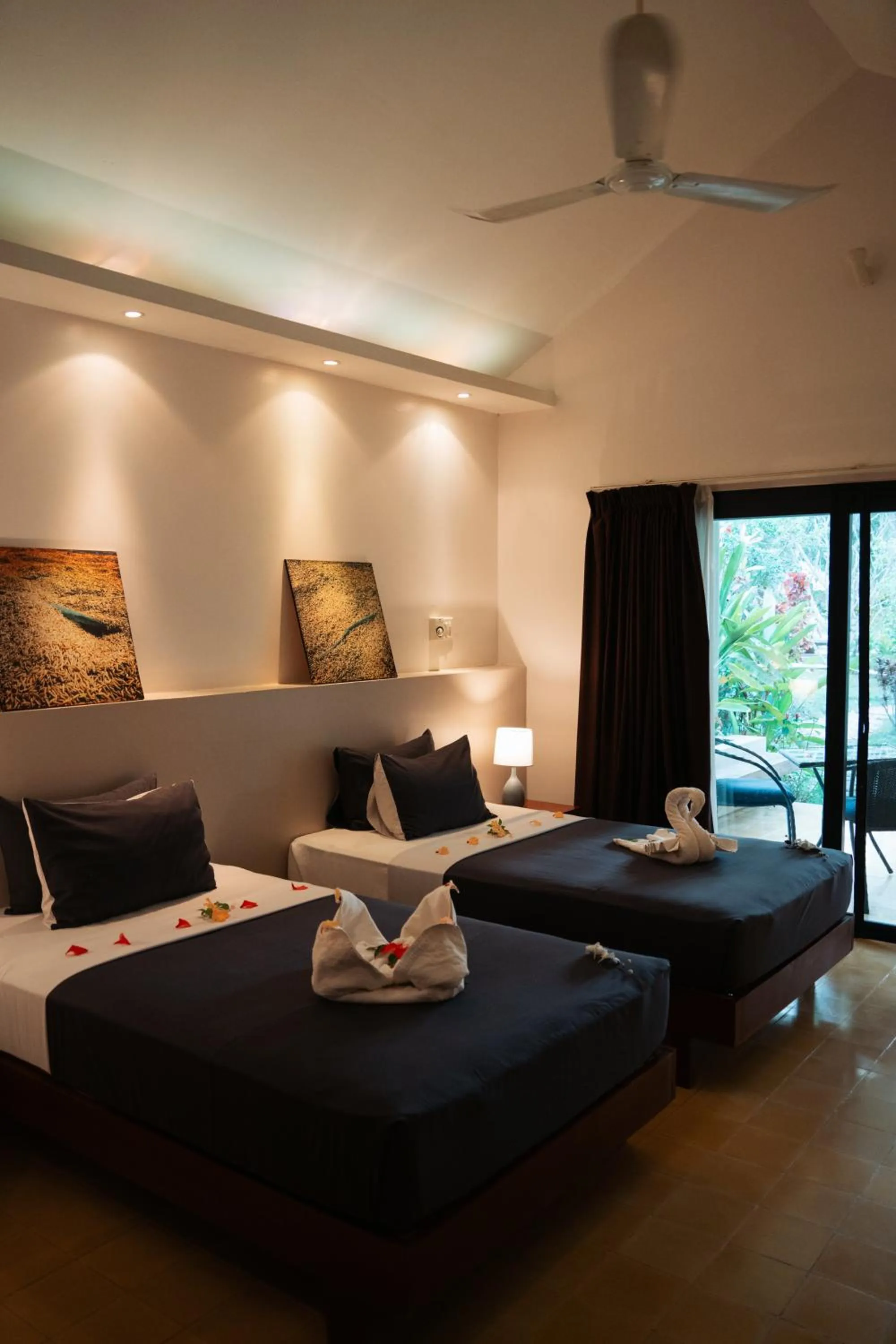 Bed in Battambang Resort