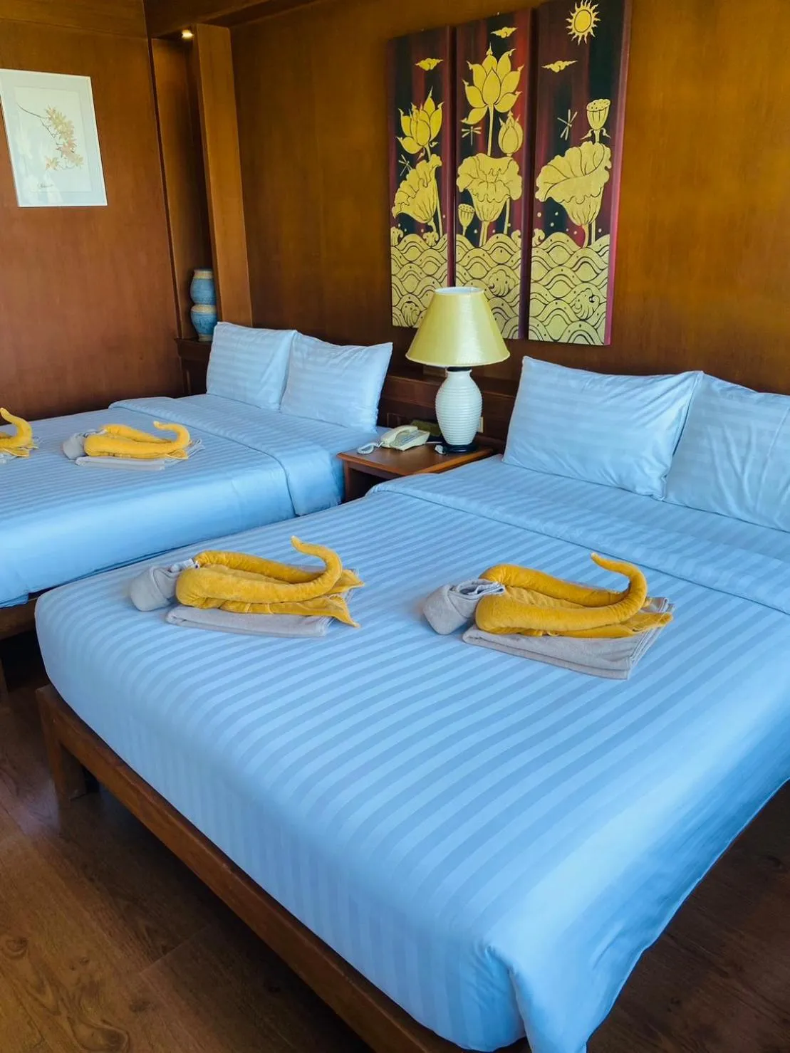 Bed in Ko Tao Paradise Resort