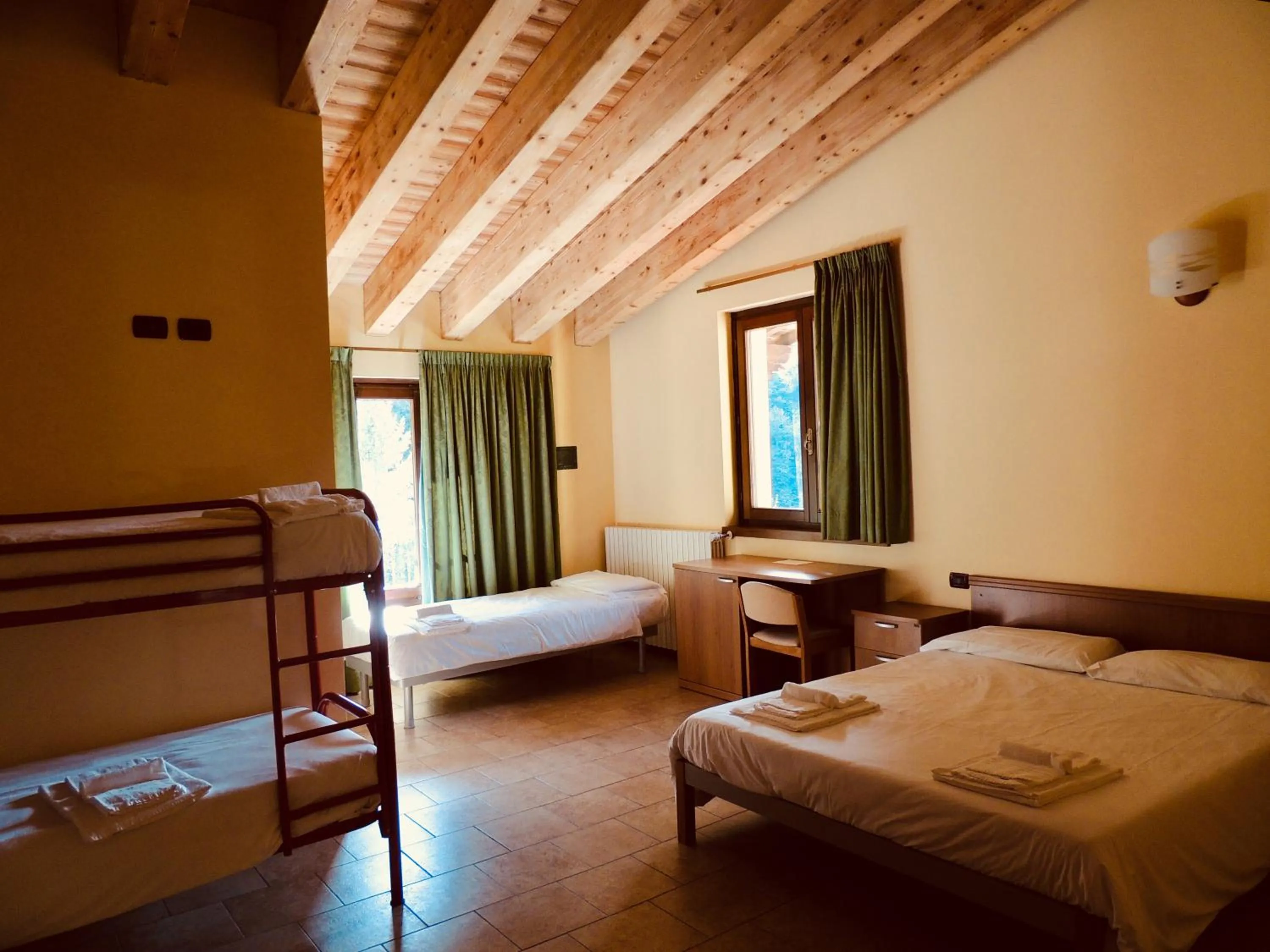 Photo of the whole room, Bed in Ostello Brembo
