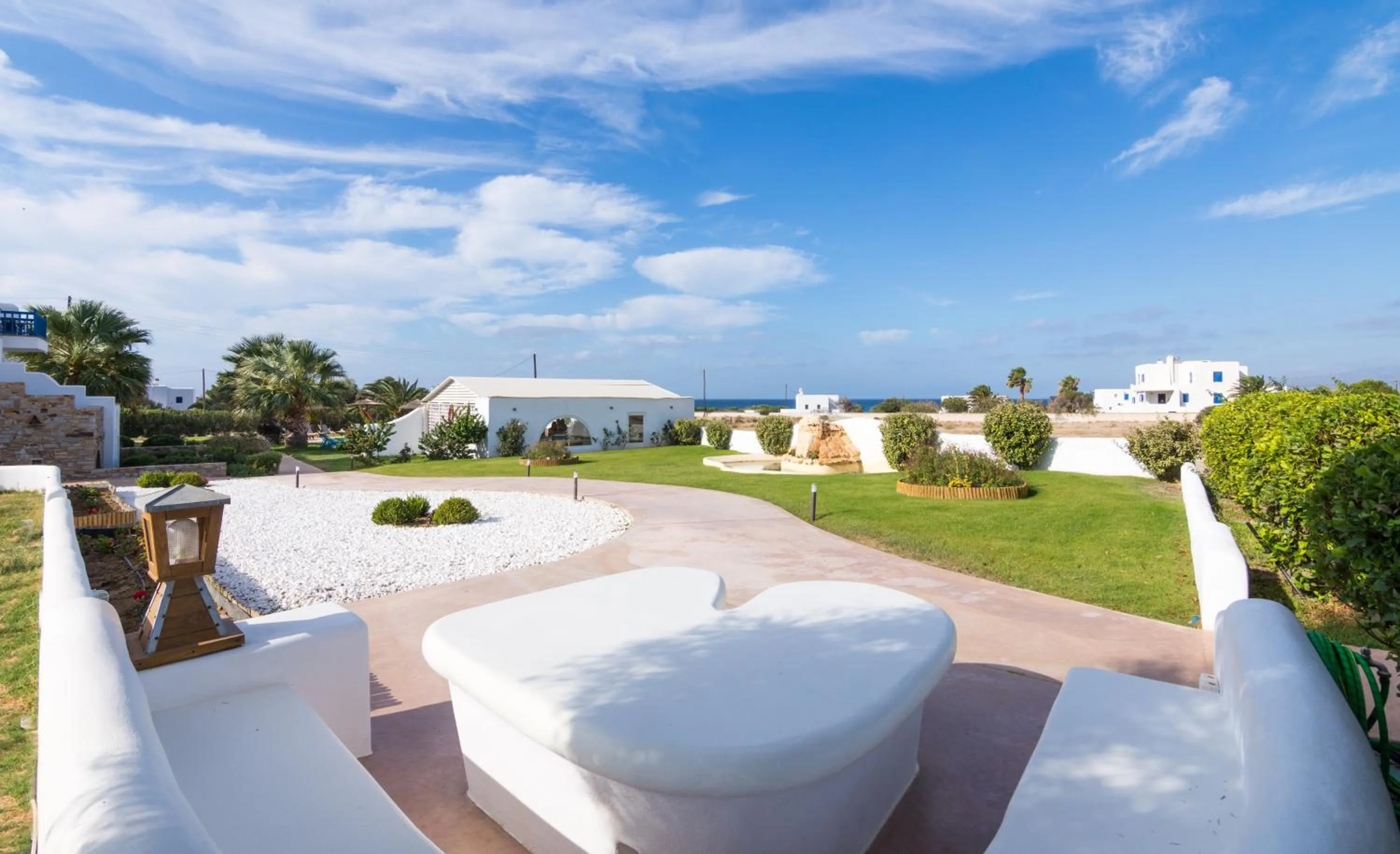 Bird's eye view in Dolphin Kastraki Studios