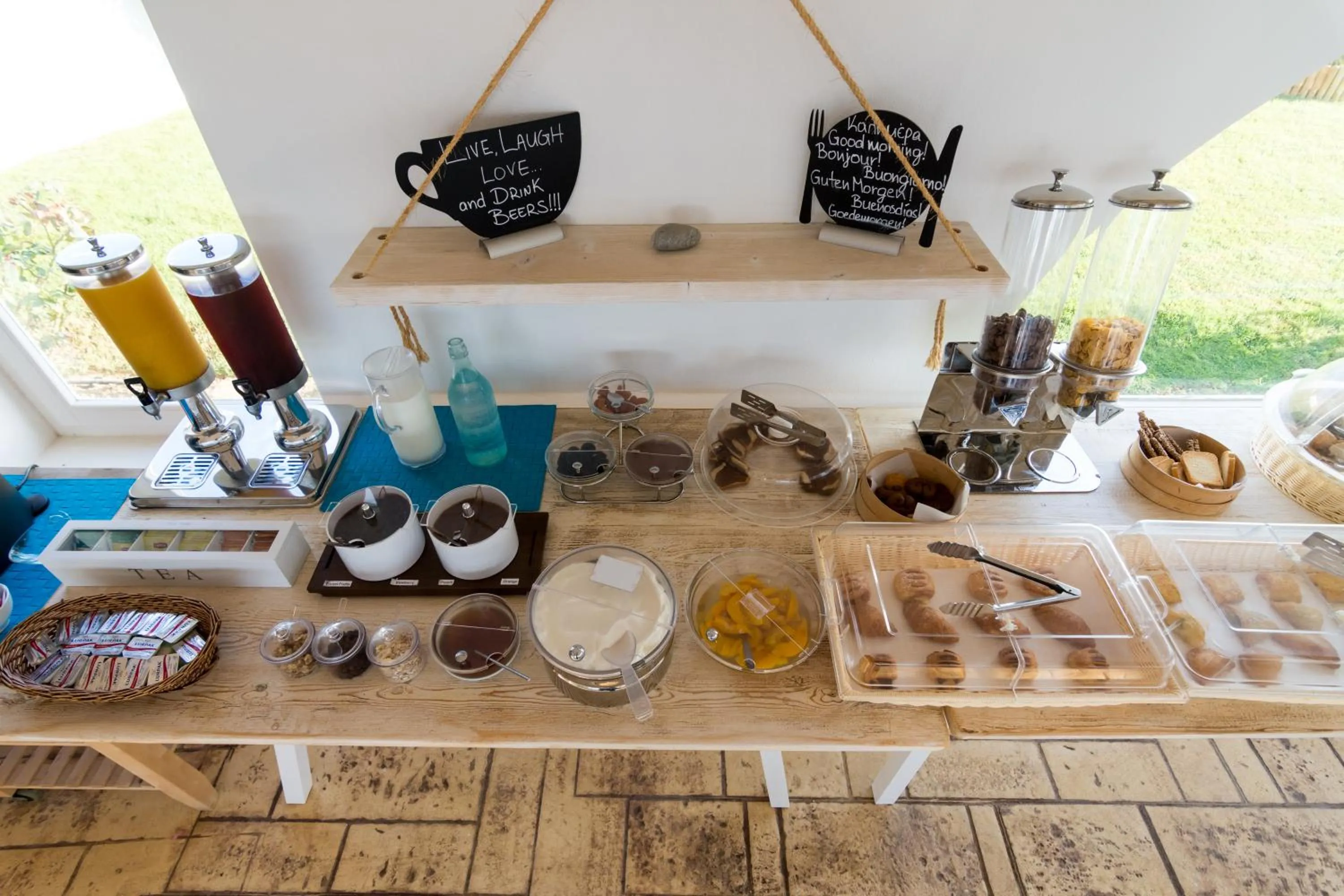 Breakfast in Dolphin Kastraki Studios