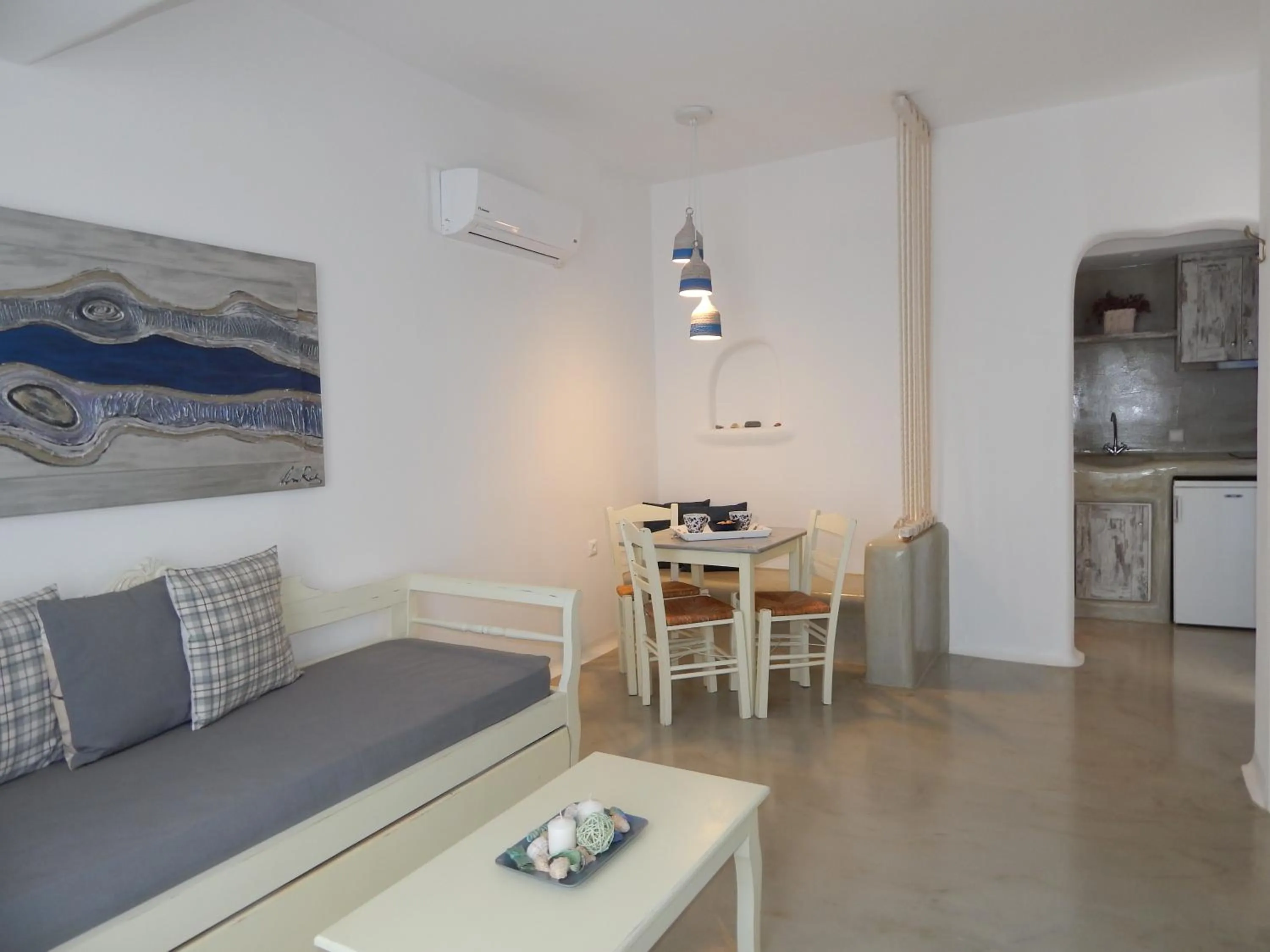 Kitchen or kitchenette in Dolphin Kastraki Studios