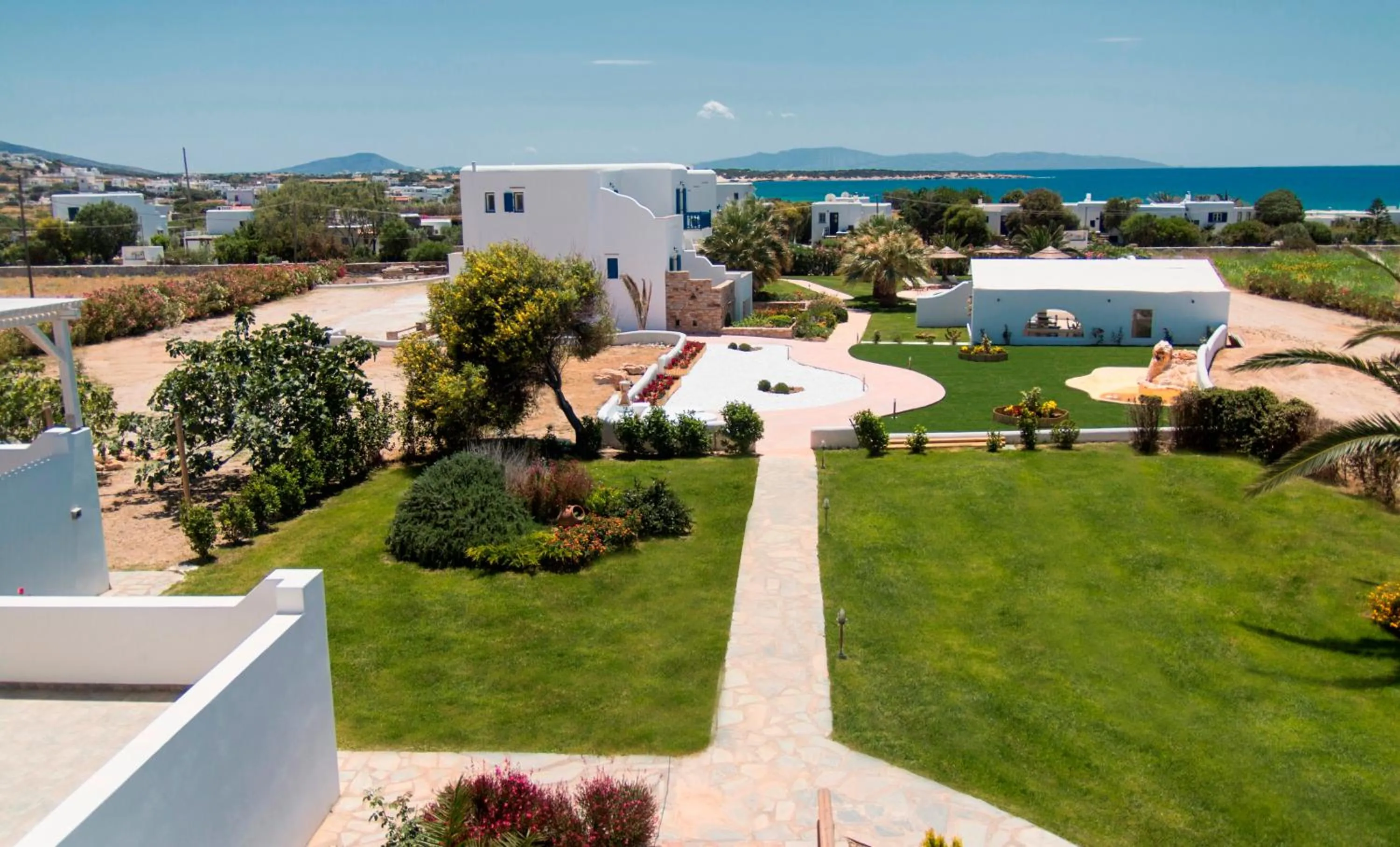 Bird's eye view in Dolphin Kastraki Studios