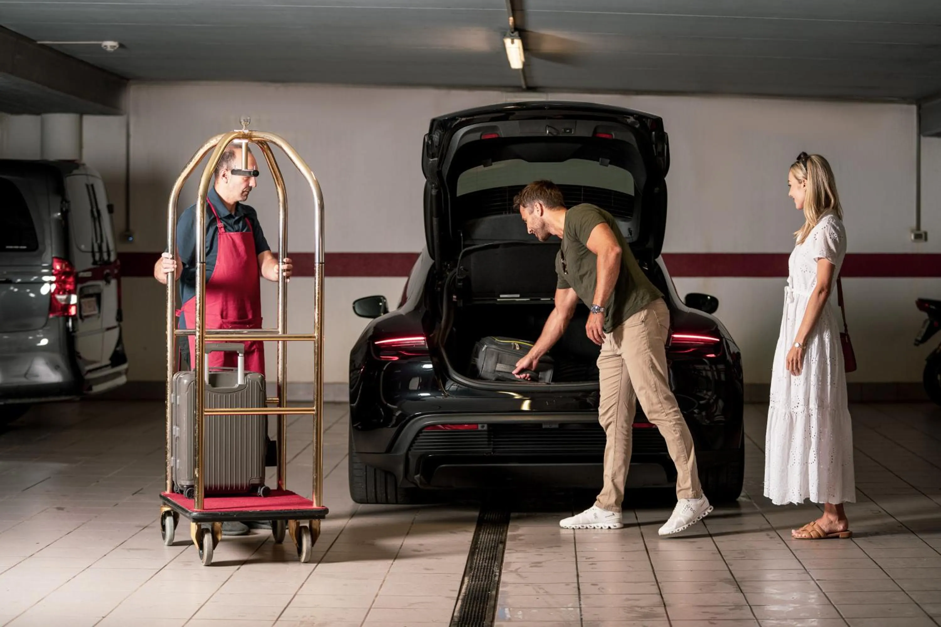 Parking in Piccolo - Dolomites & Gourmet Hotel