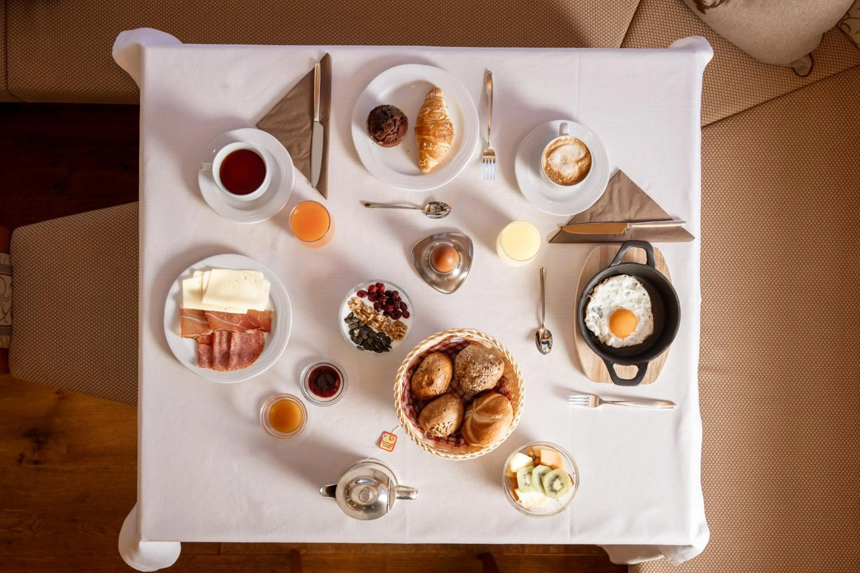 Breakfast in Piccolo - Dolomites & Gourmet Hotel