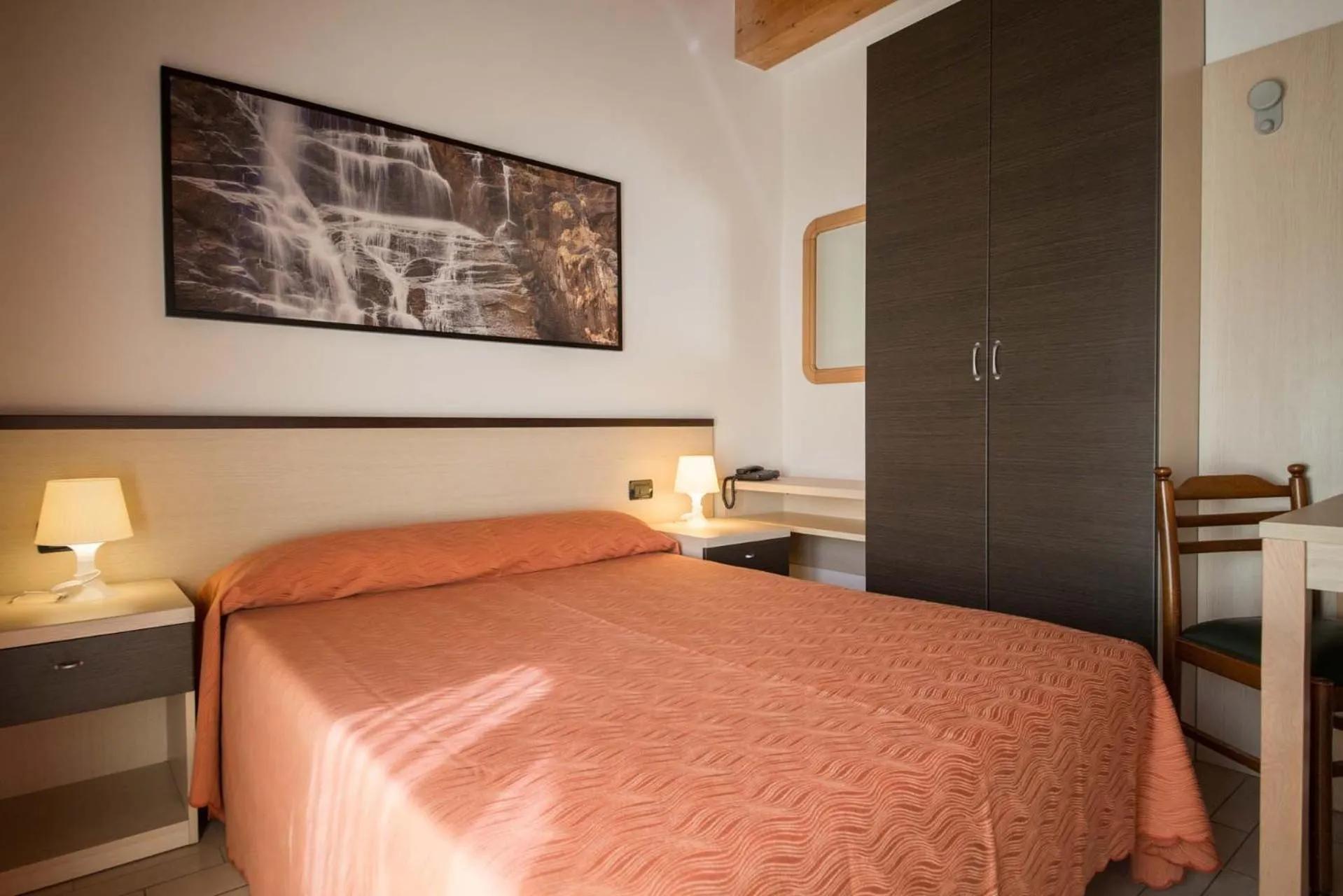 Photo of the whole room, Bed in Residence Hotel Miralago