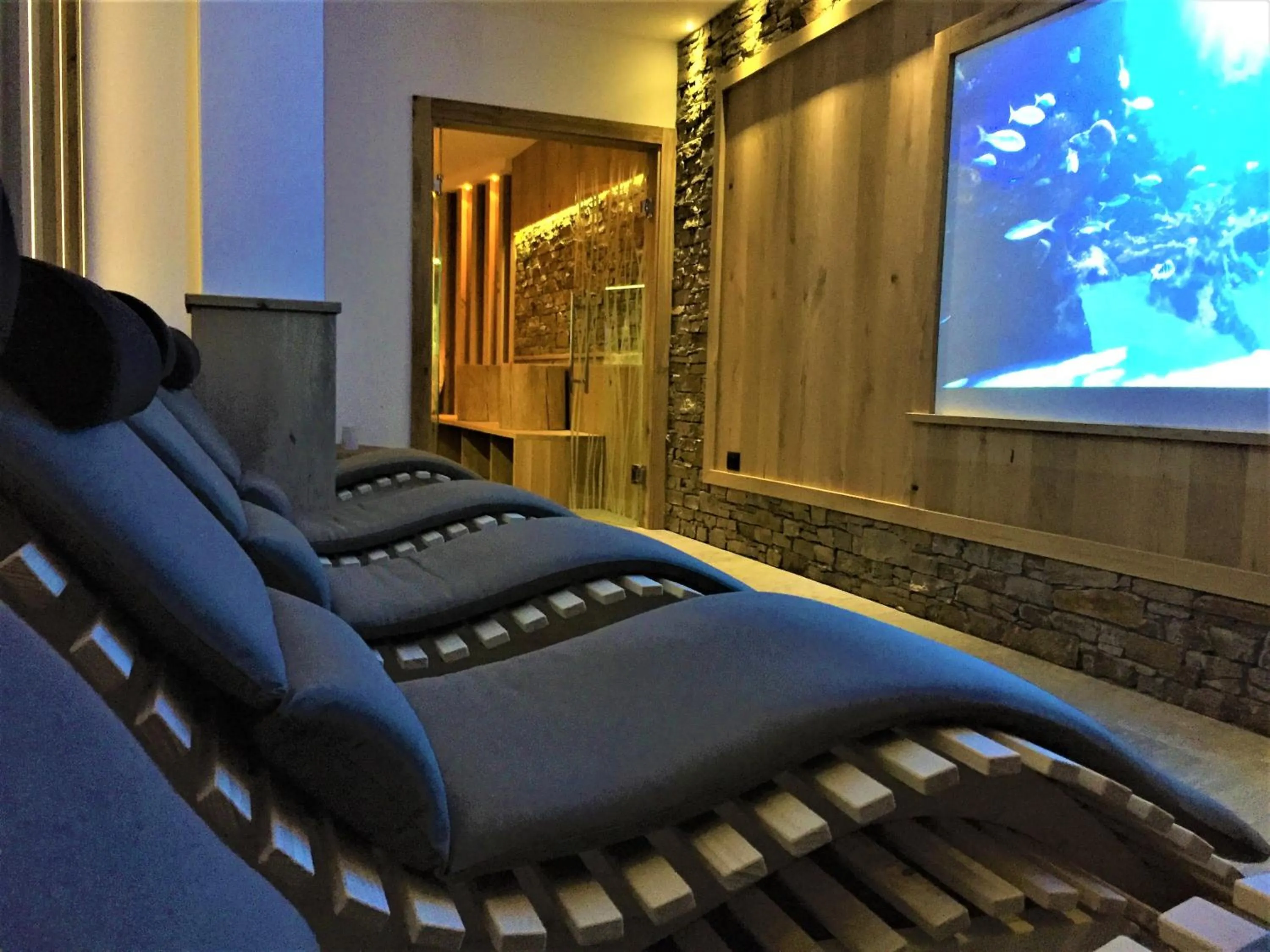 Spa and wellness centre/facilities in Residence Hotel Miralago