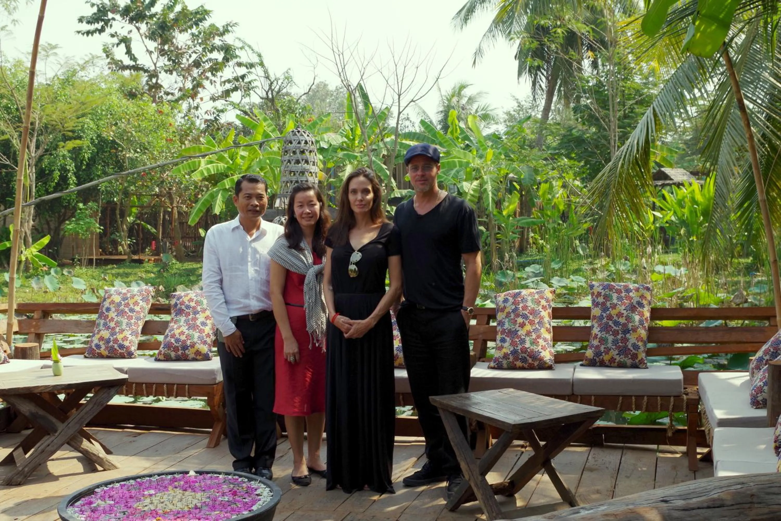 People in Maisons Wat Kor