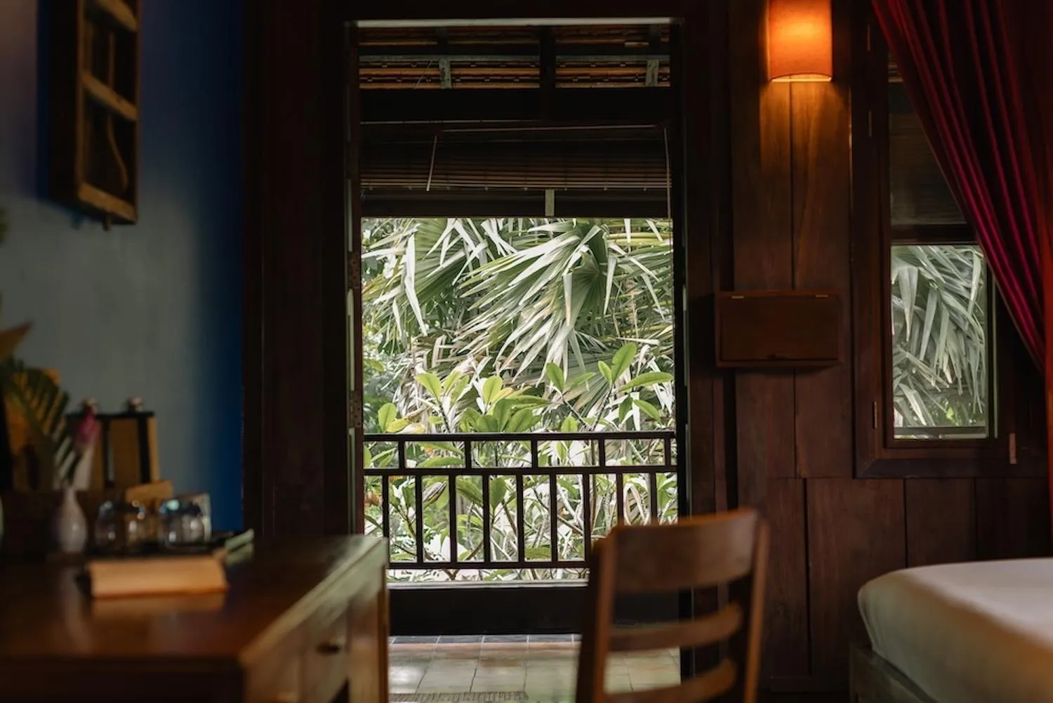 Balcony/Terrace, Bed in Maisons Wat Kor