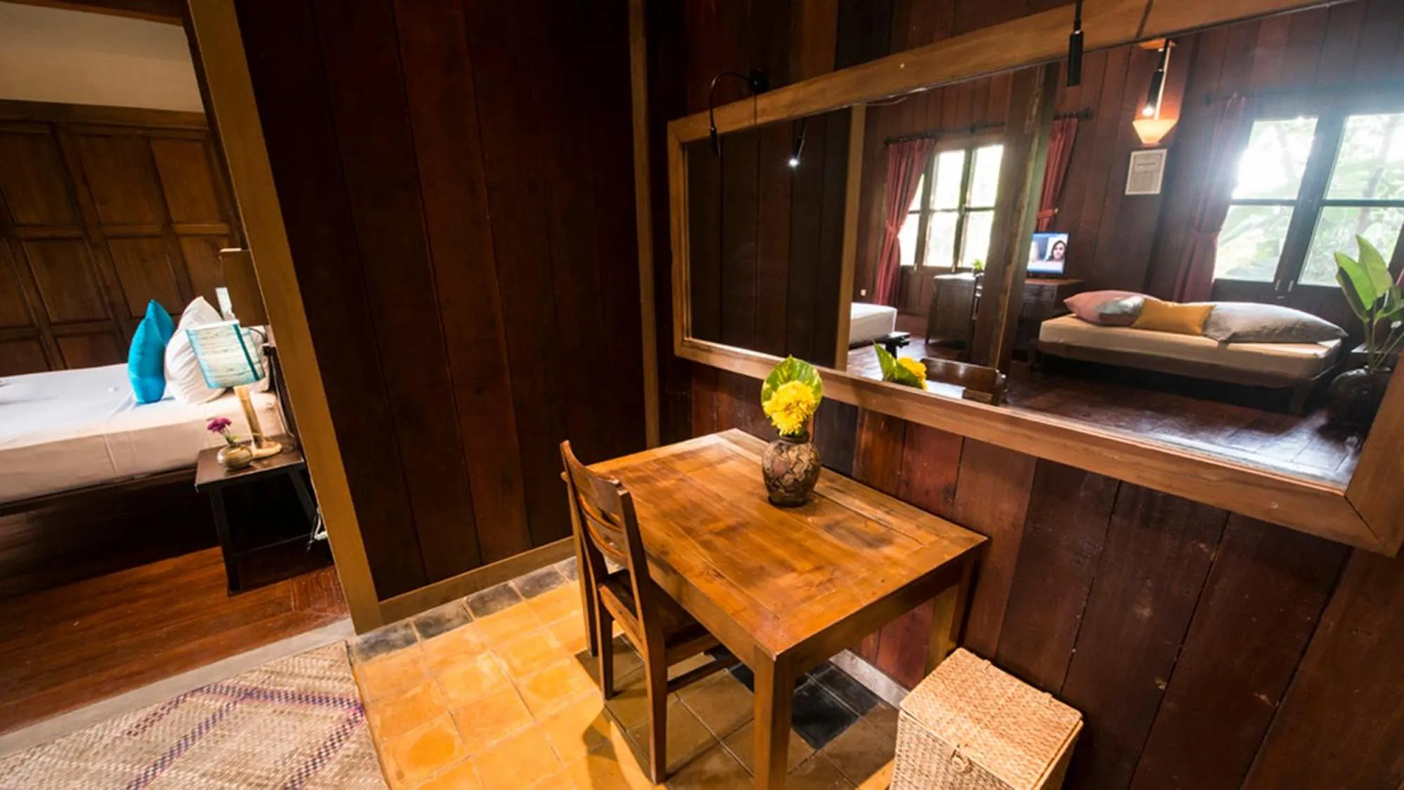 Decorative detail, Bed in Maisons Wat Kor