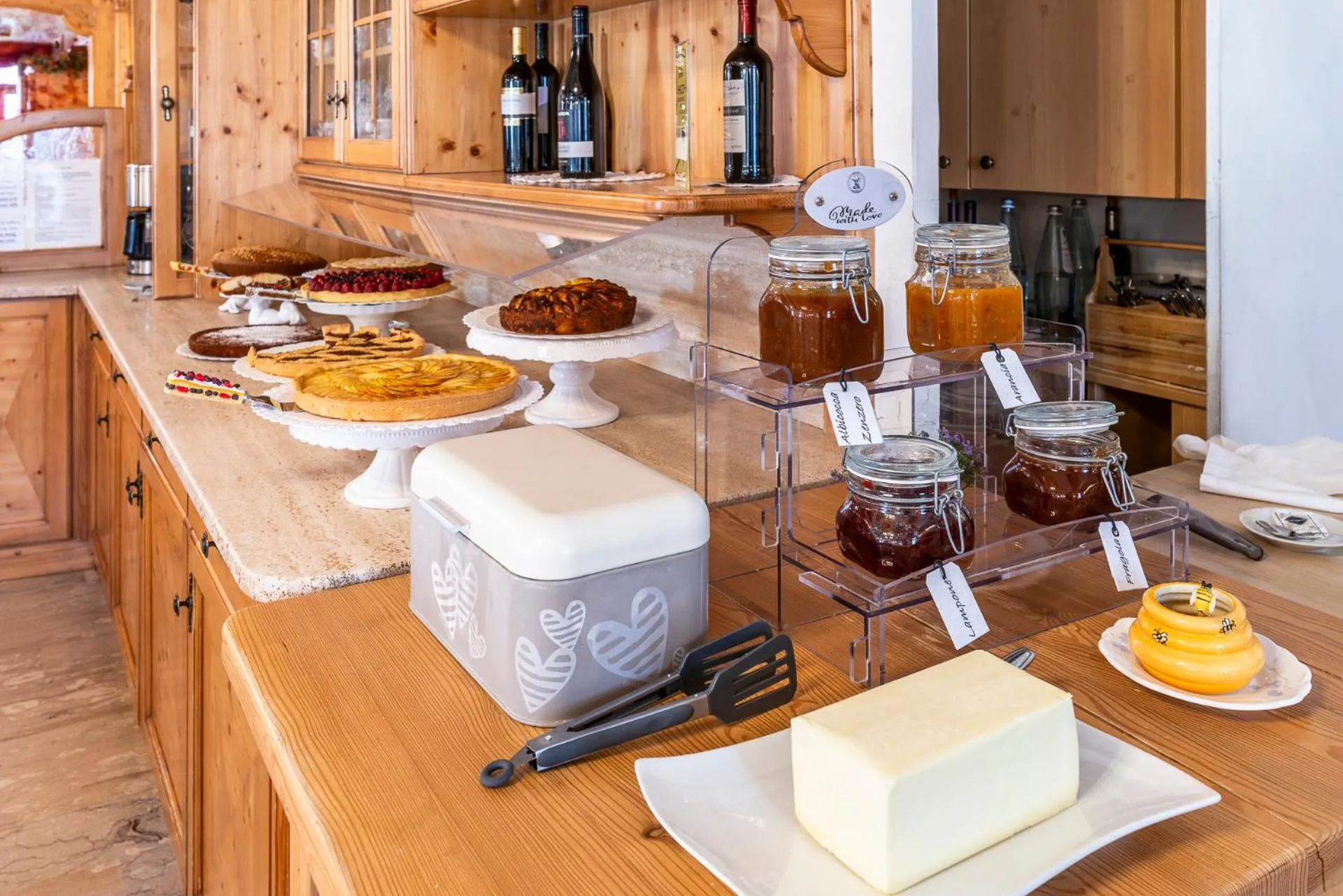 Breakfast in Hotel Arcangelo 3 stelle Superior