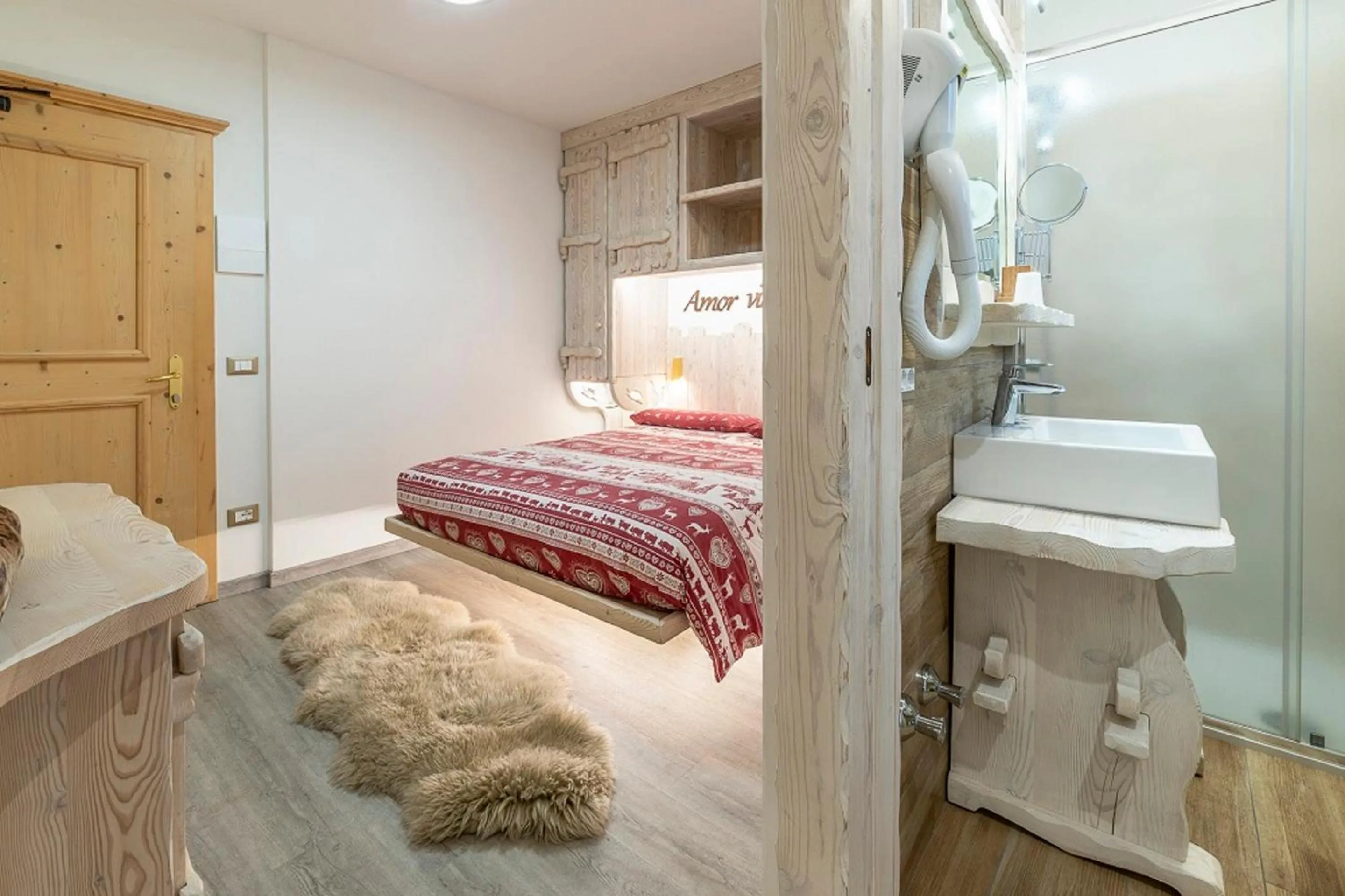 Bedroom, Bed in Hotel Arcangelo 3 stelle Superior