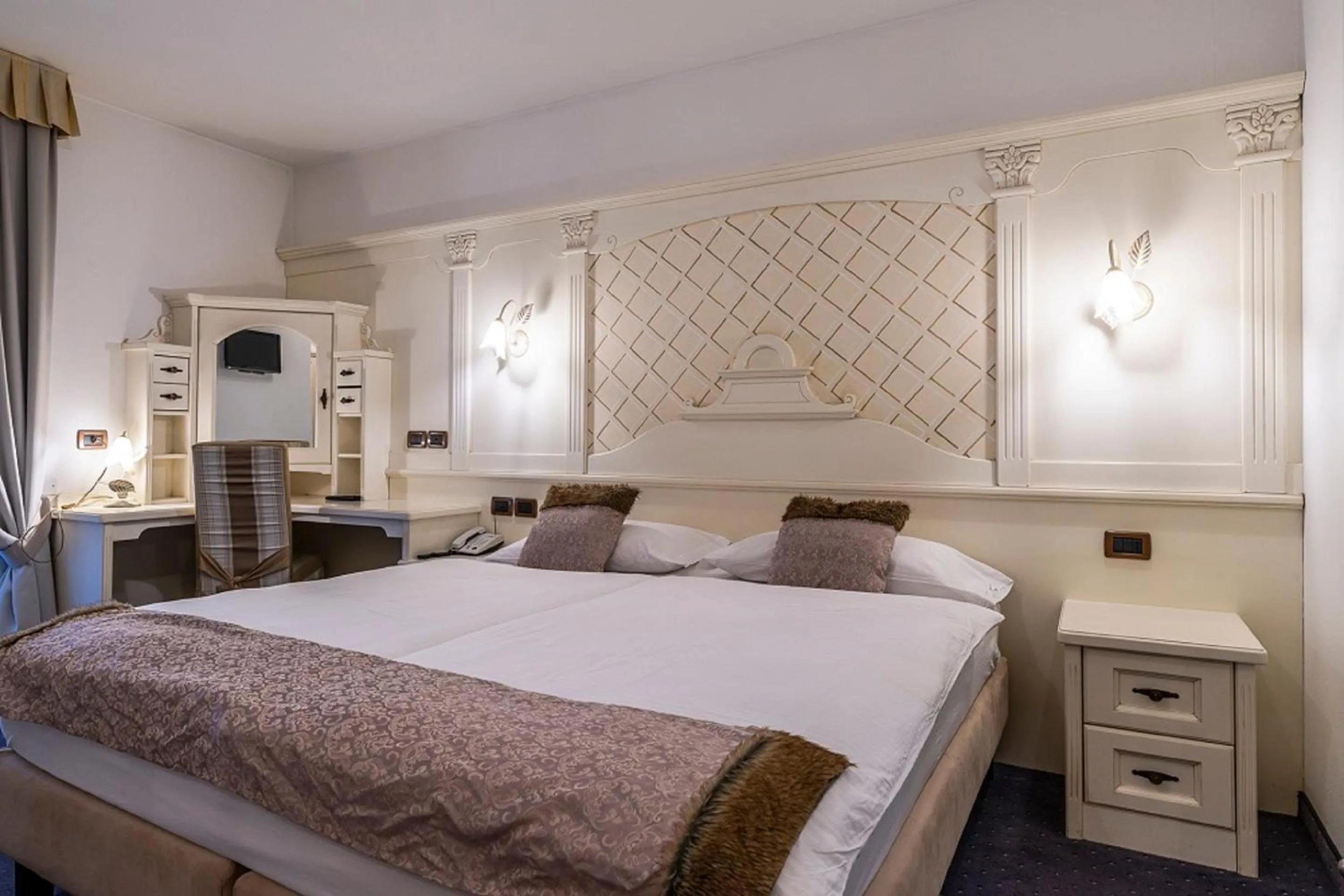 Bedroom, Bed in Hotel Arcangelo 3 stelle Superior