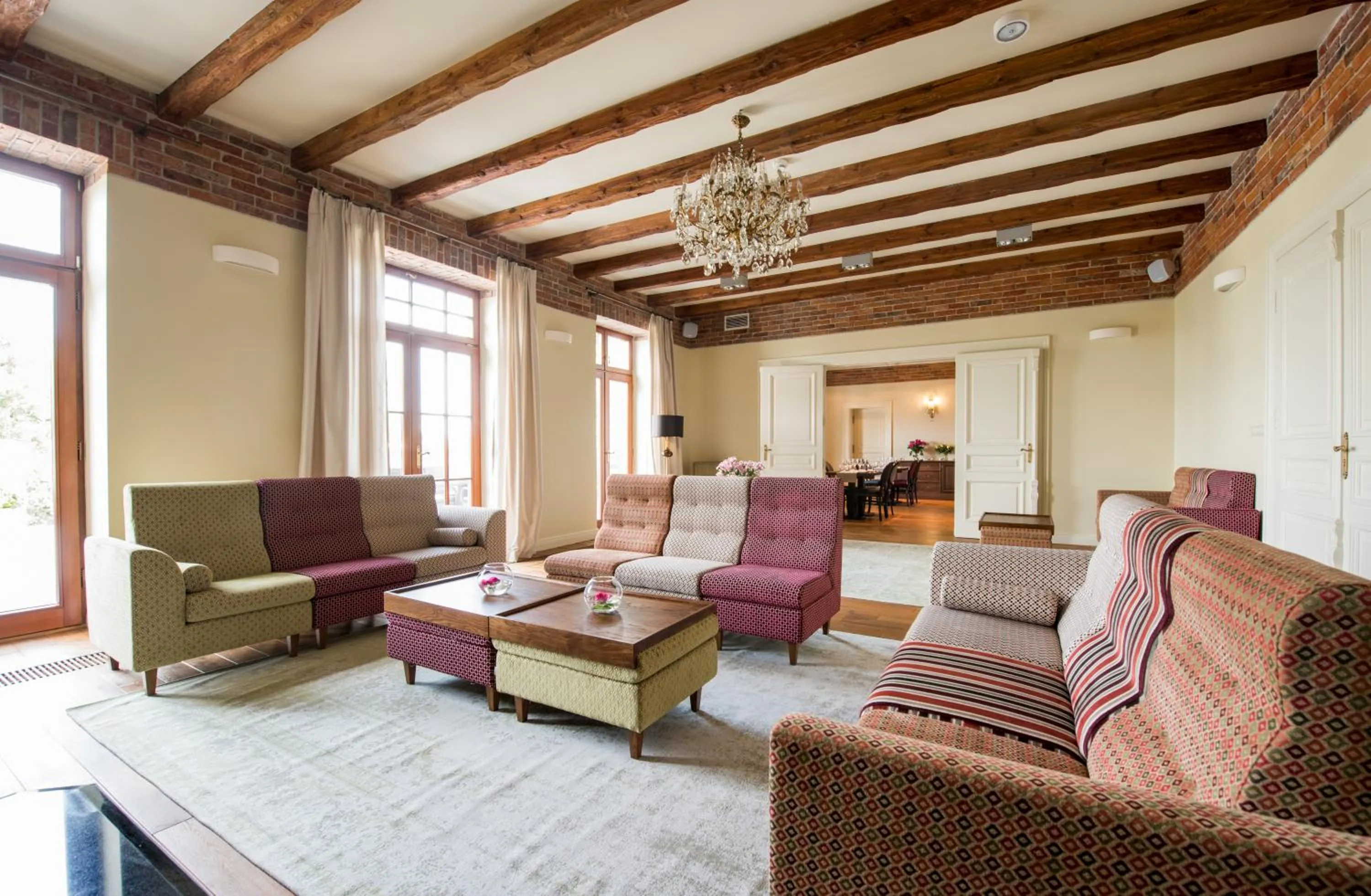 Restaurant/places to eat in Pałac Warlity