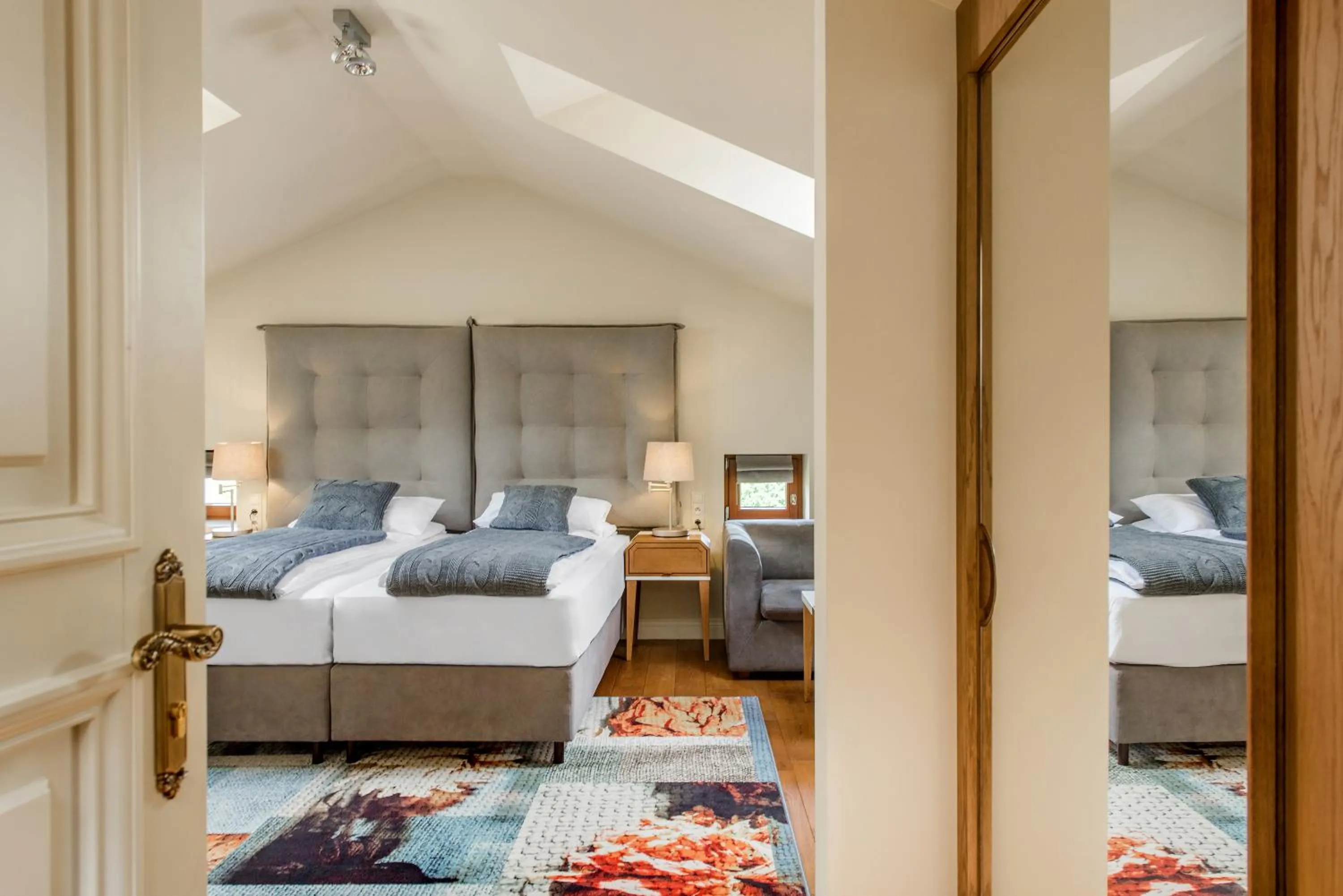 Photo of the whole room, Bed in Pałac Warlity