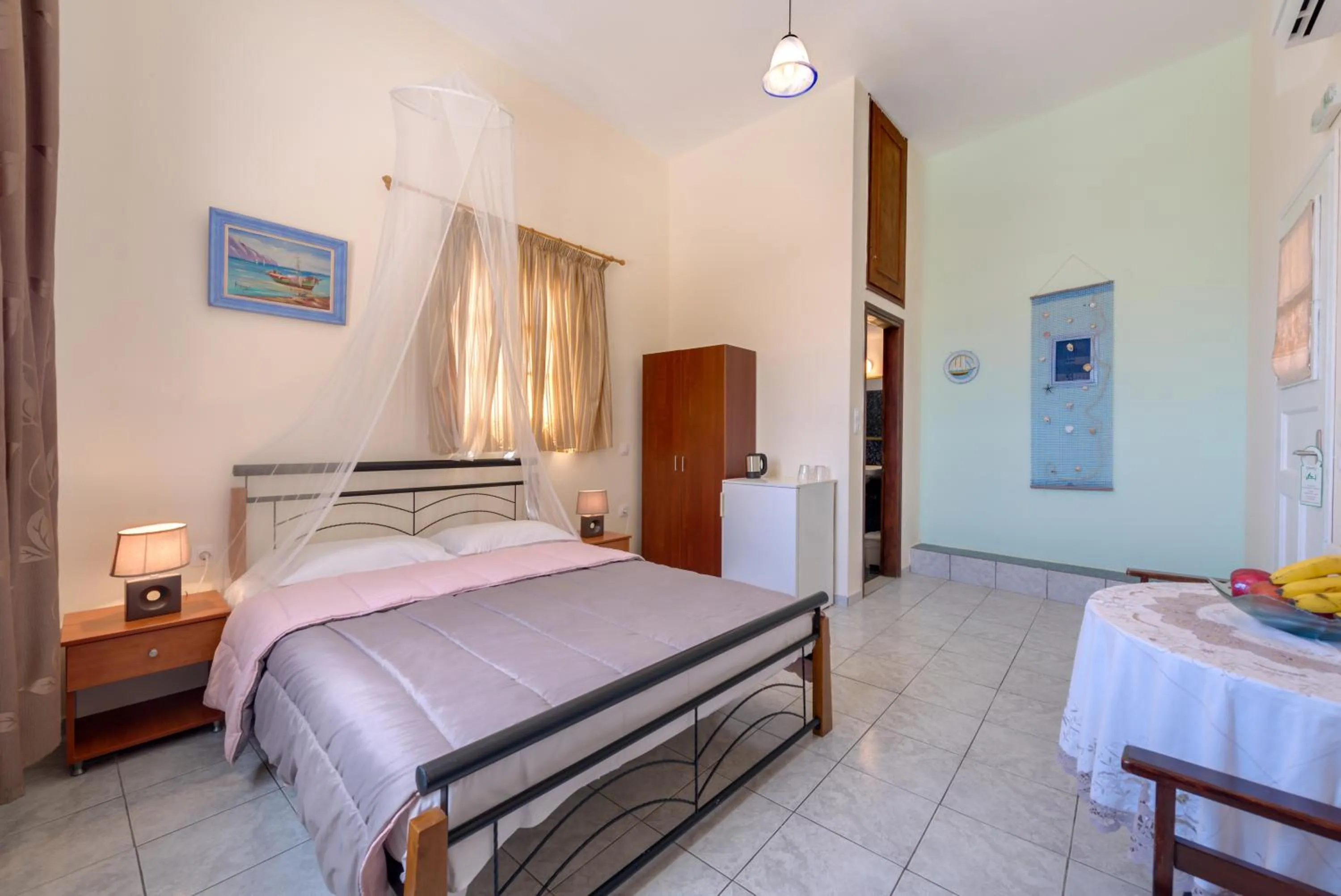 Photo of the whole room, Bed in Onar Rooms & Studios