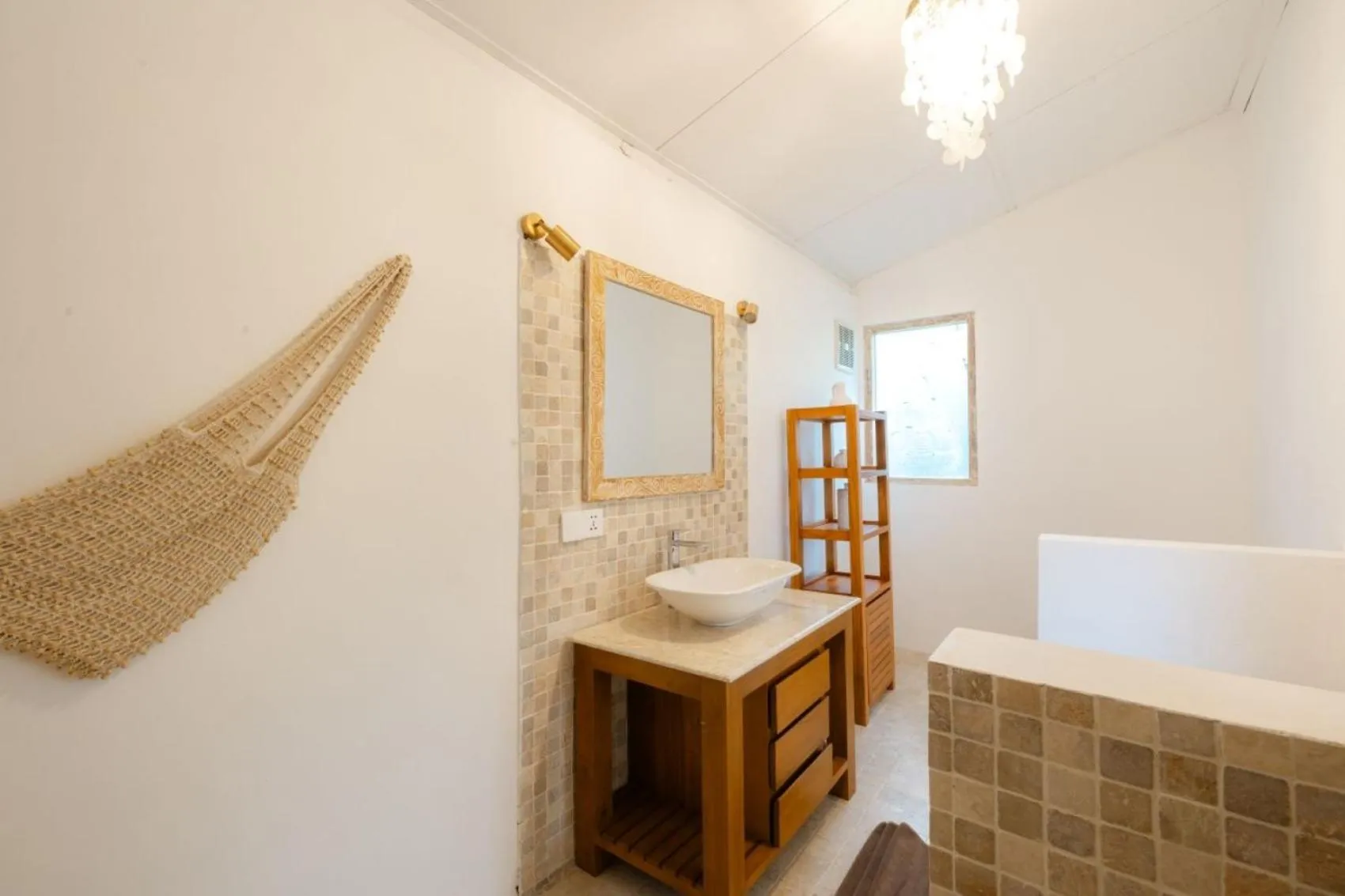 Toilet in La Joya Balangan Resort