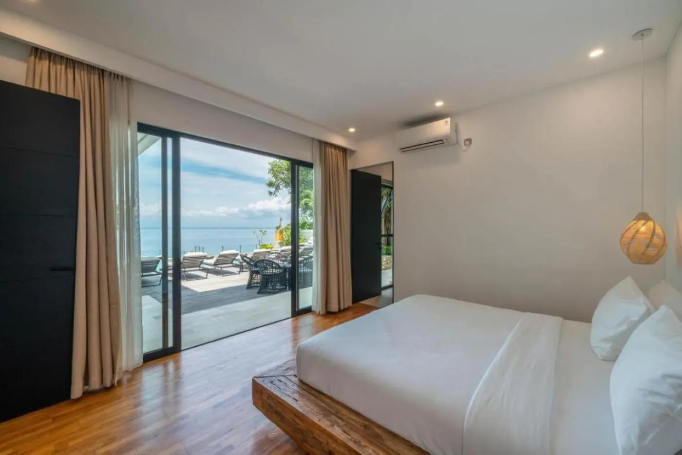 Bedroom, Bed in La Joya Balangan Resort