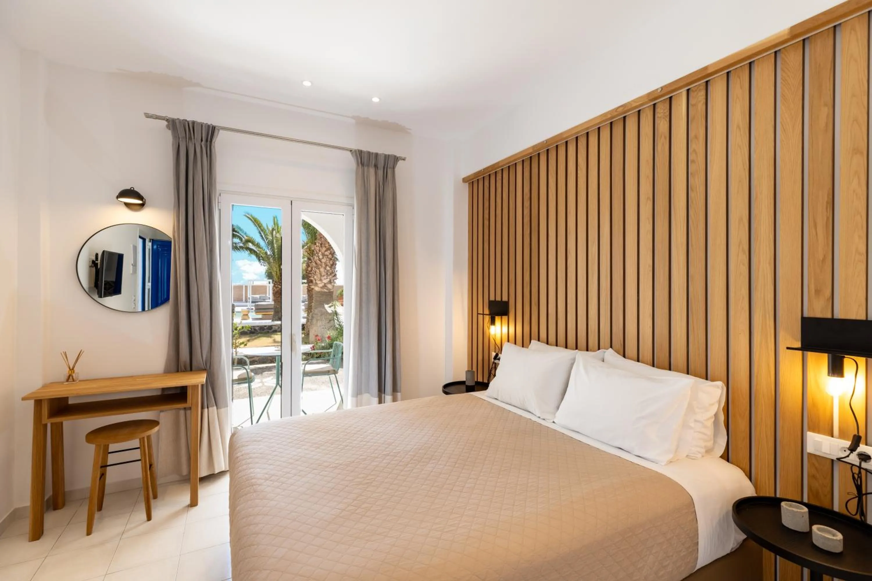 Bedroom, Bed in Louis Studios Santorini