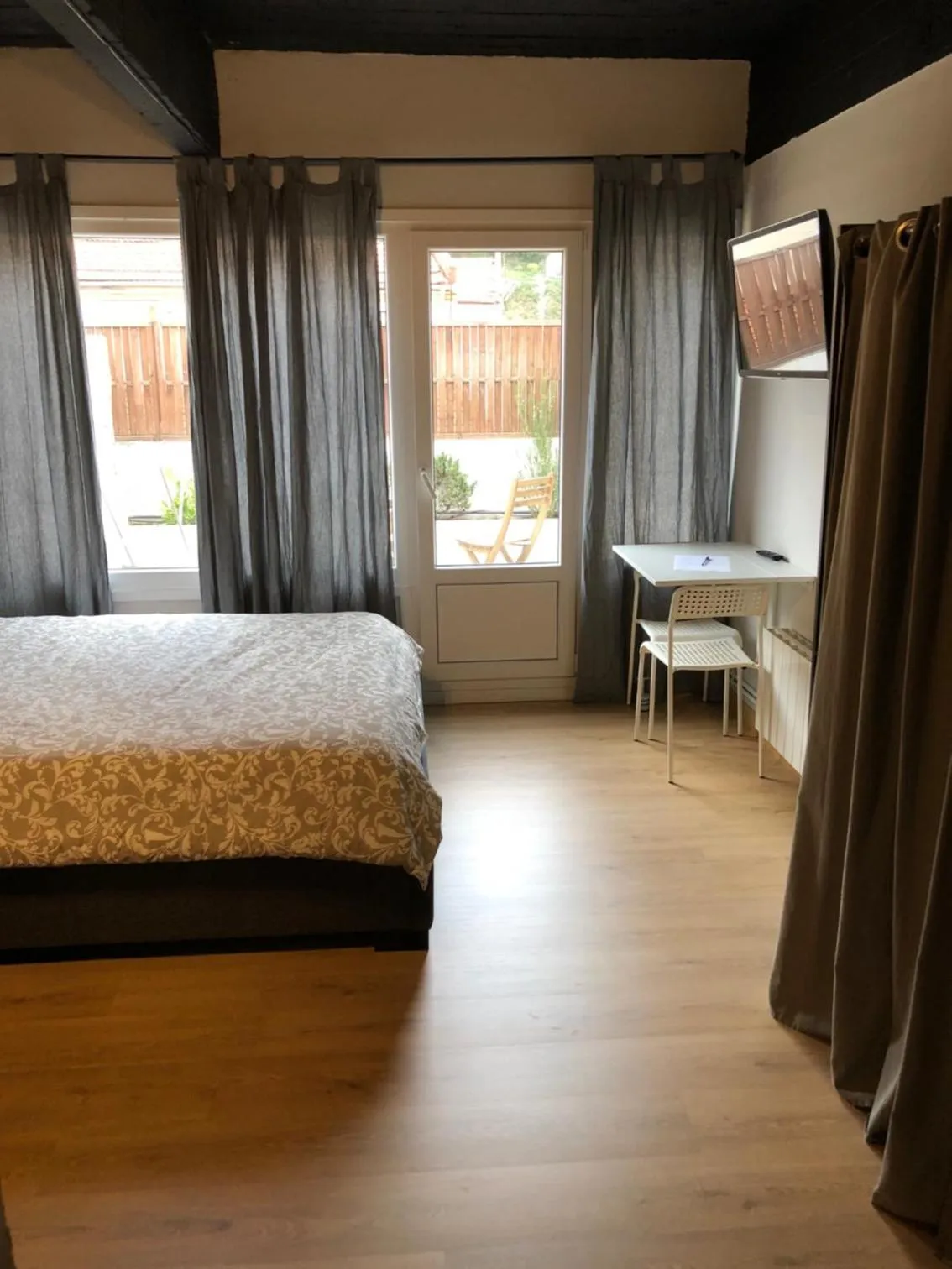 Bed in Estudios Bilbao Deusto