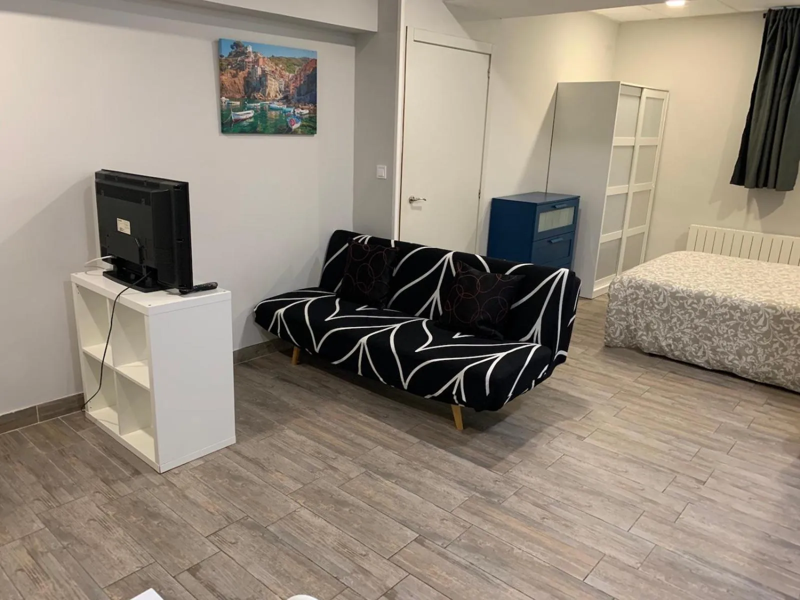 Bed in Estudios Bilbao Deusto