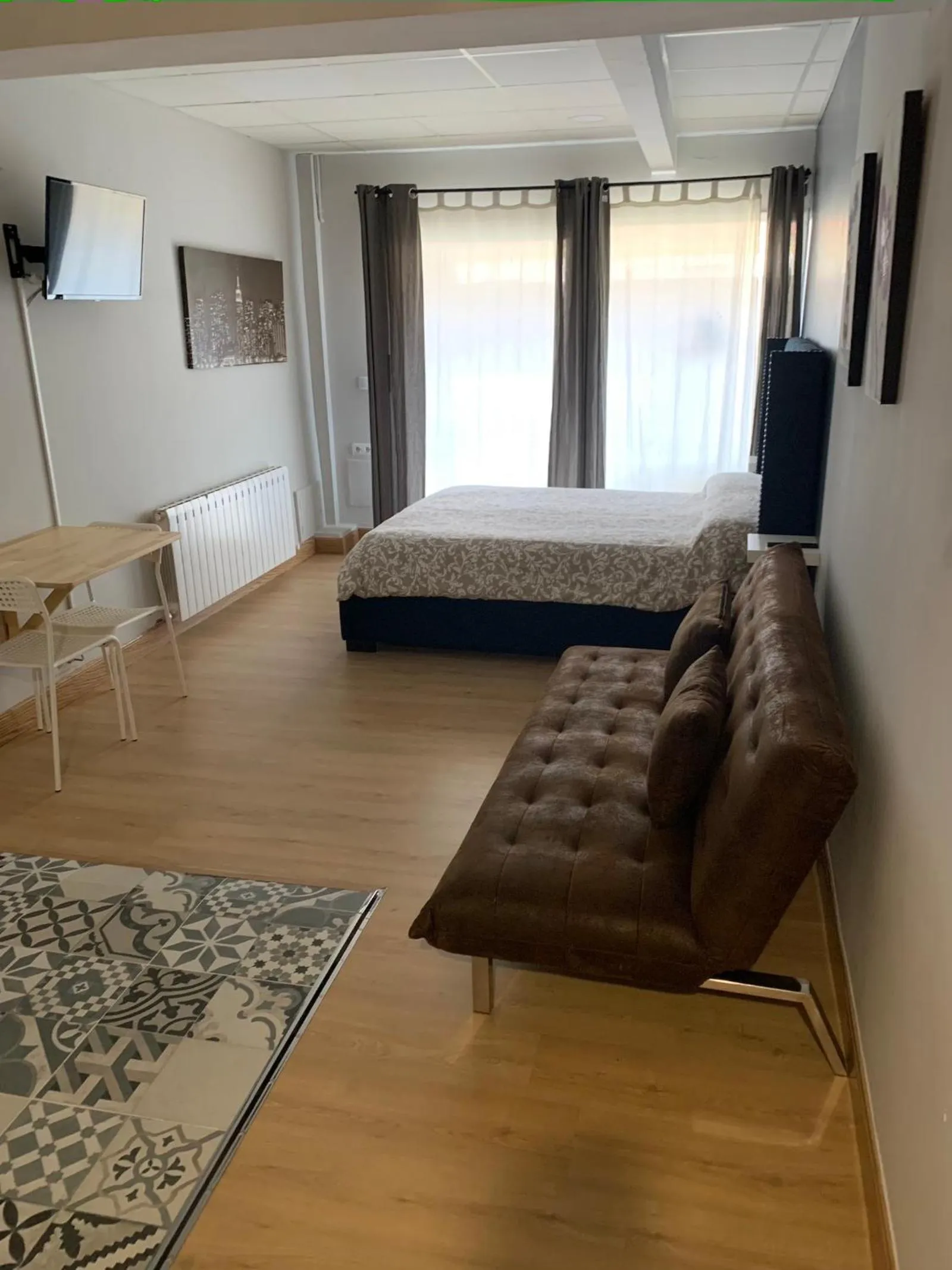 Bed in Estudios Bilbao Deusto