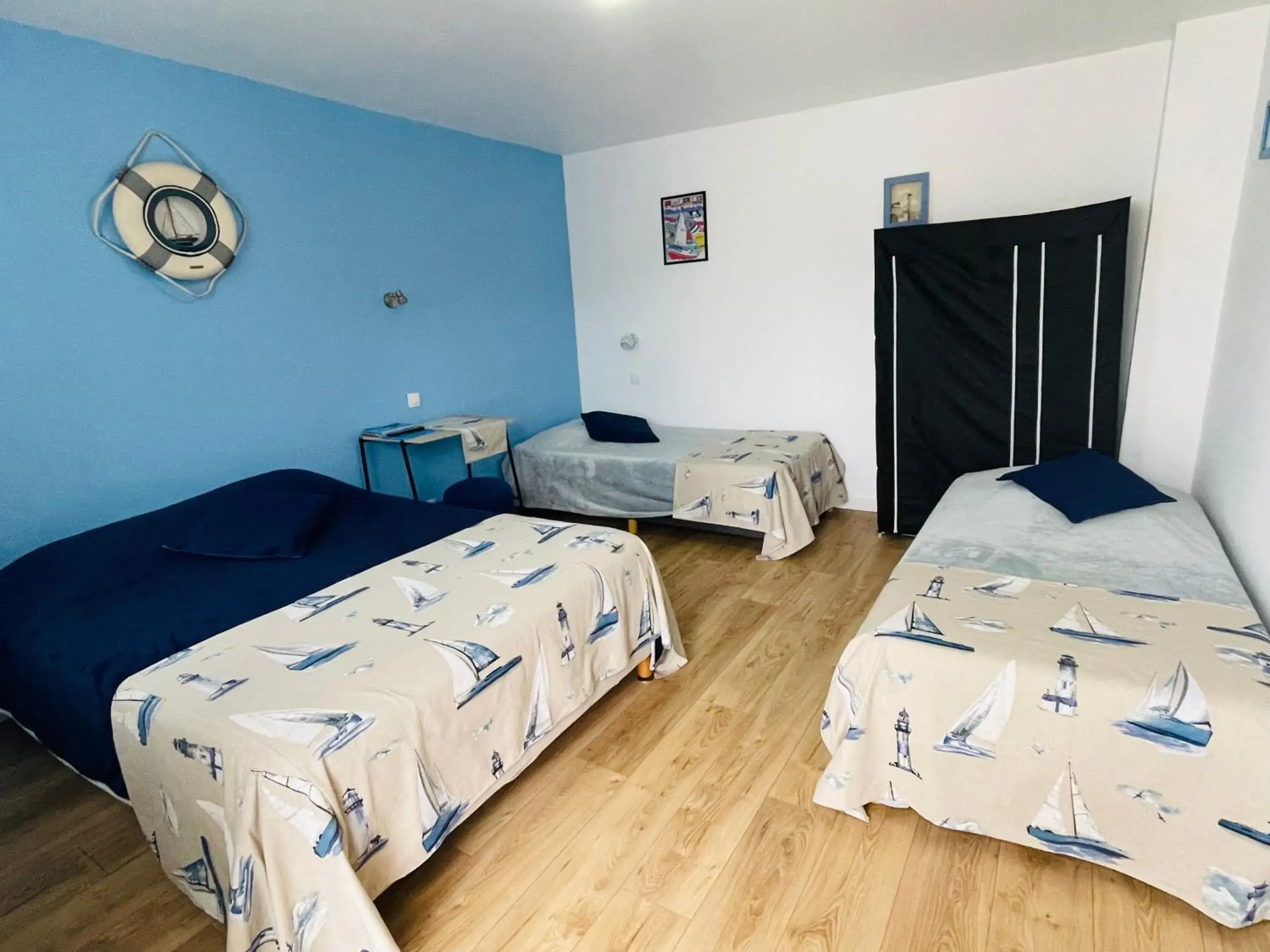 Quadruple Room in Le Clos Robinson Quadruple Room in Le Clos Robinson