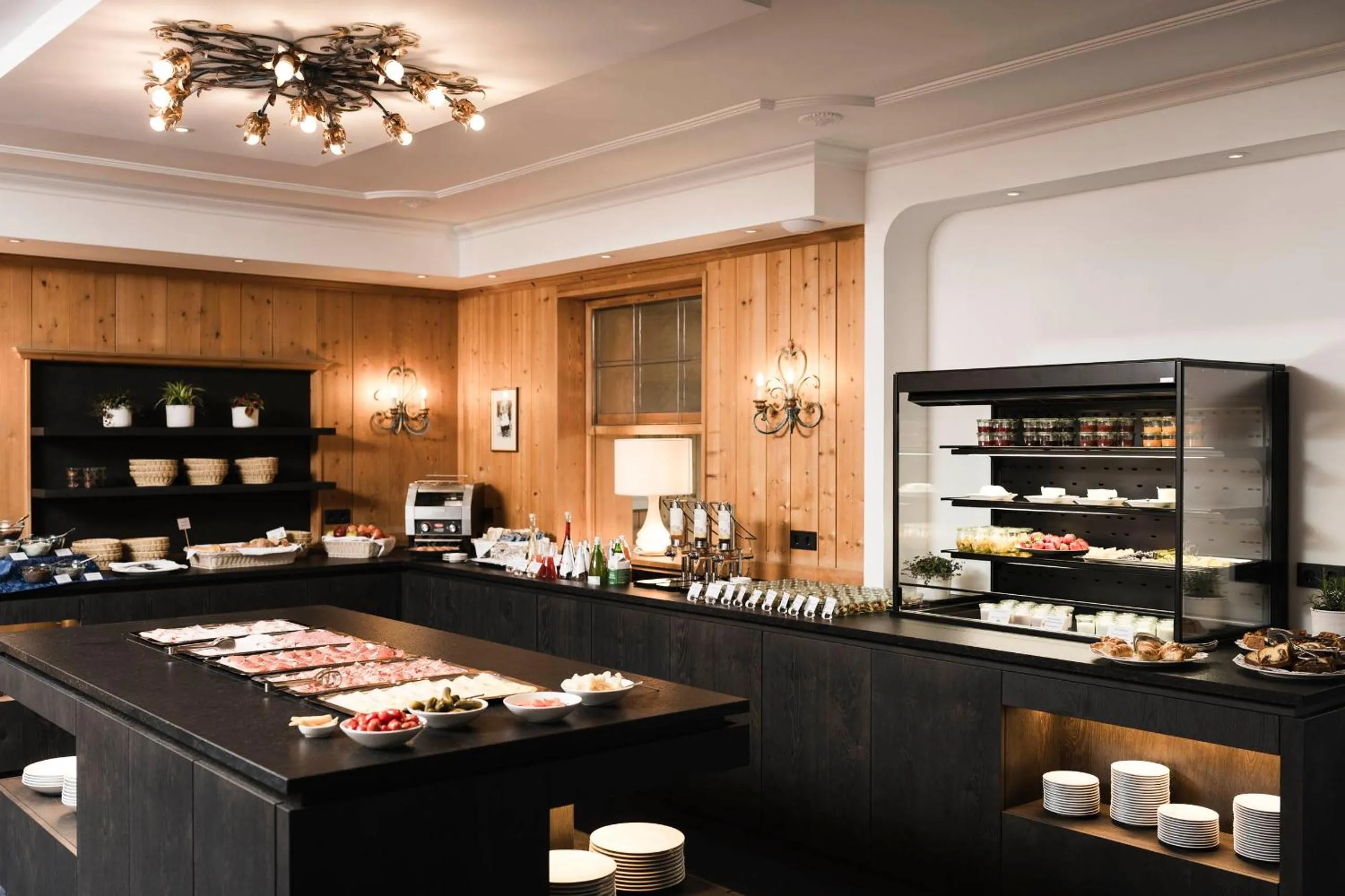 Buffet breakfast in Hotel Alpenflora