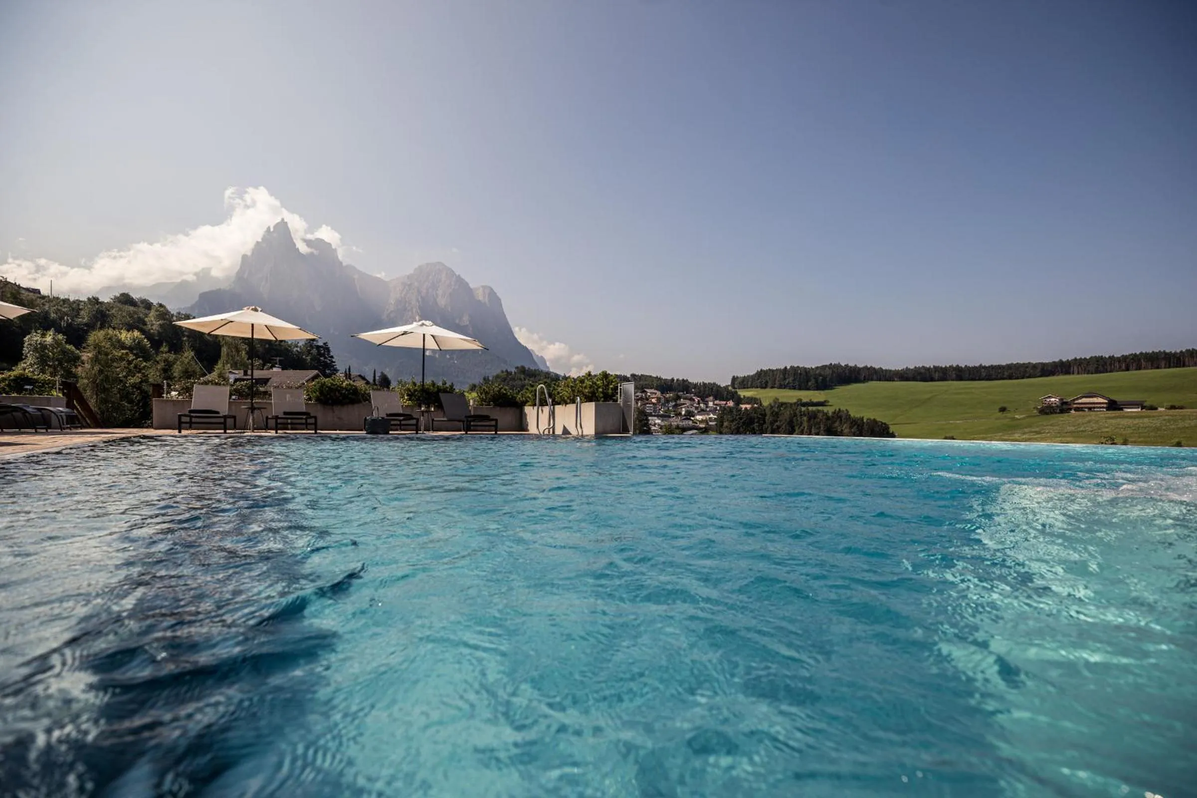 Hot Tub in Hotel Alpenflora