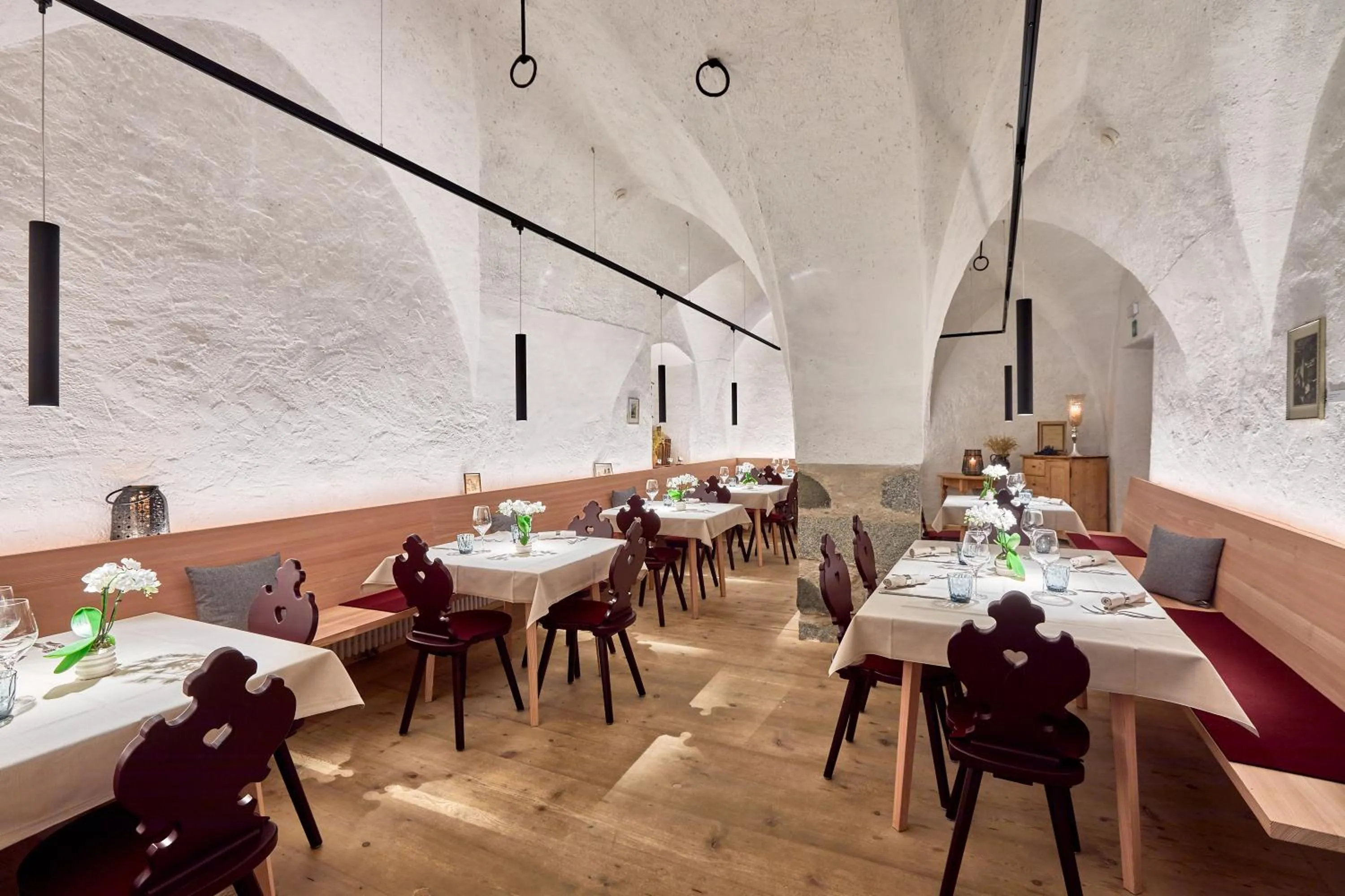 Restaurant/places to eat in Hotel Walther v.d. Vogelweide Superior