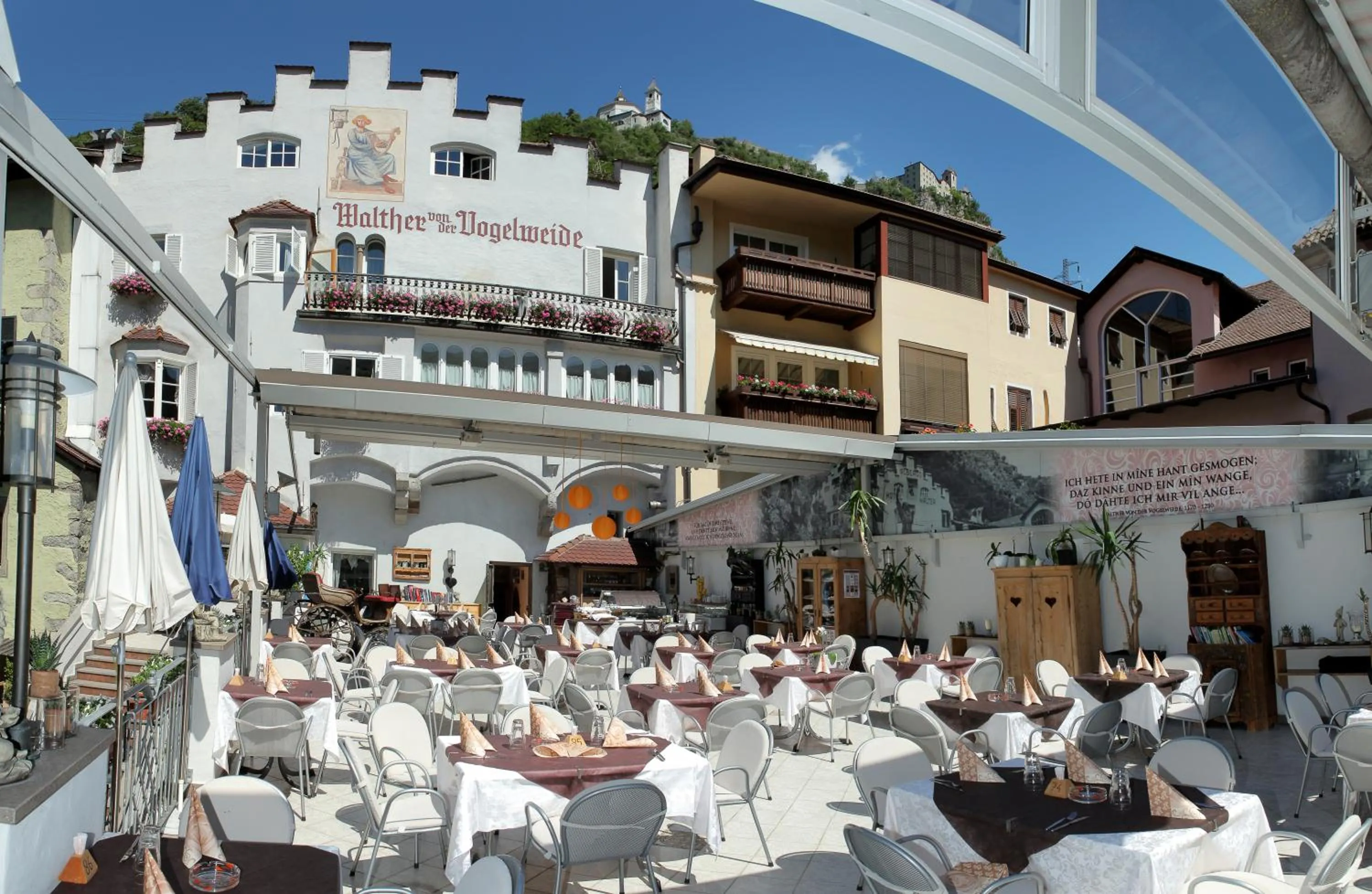 Restaurant/places to eat in Hotel Walther v.d. Vogelweide Superior