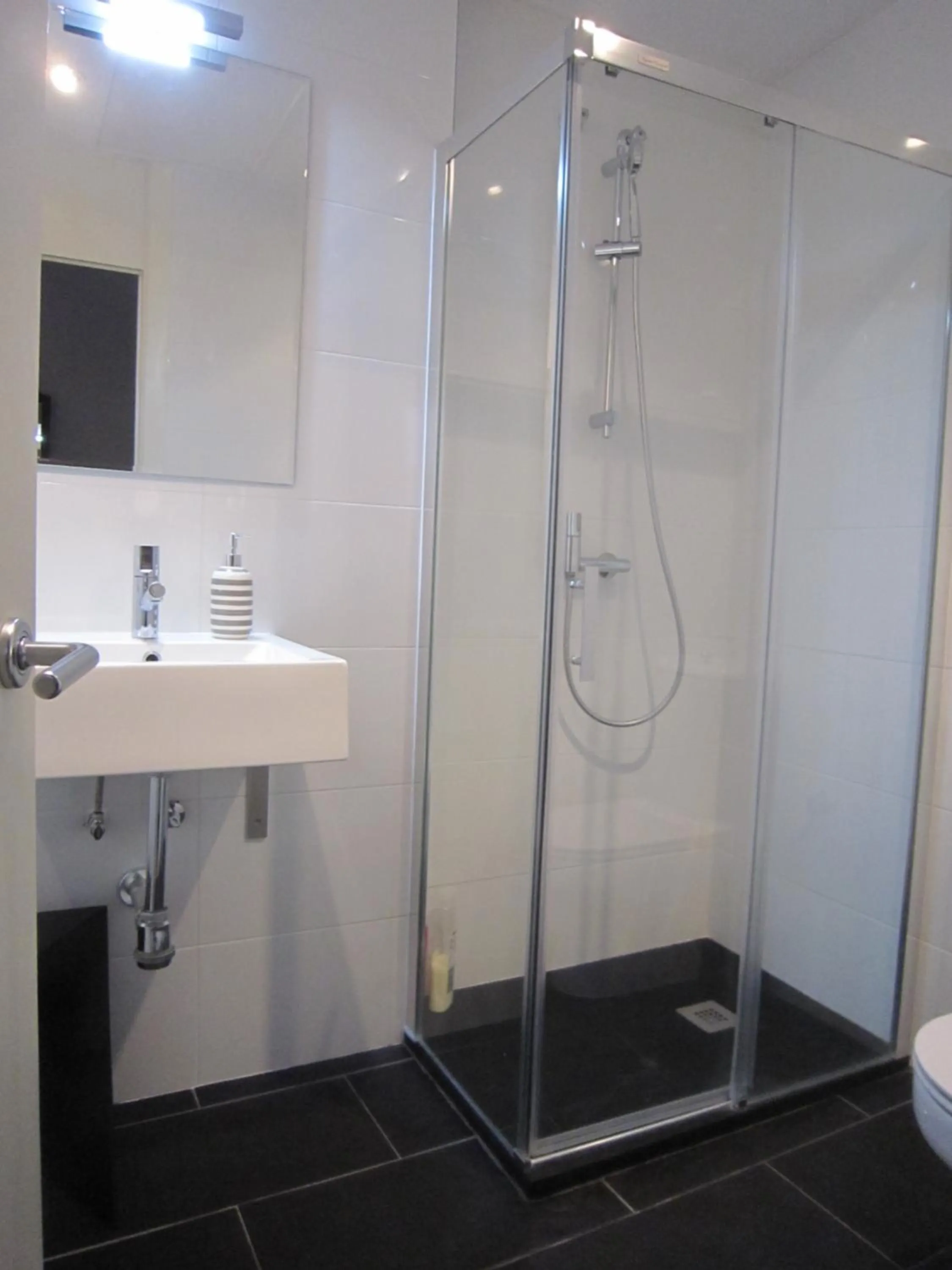 Bathroom in Apartamento céntrico Plaza del Salvador