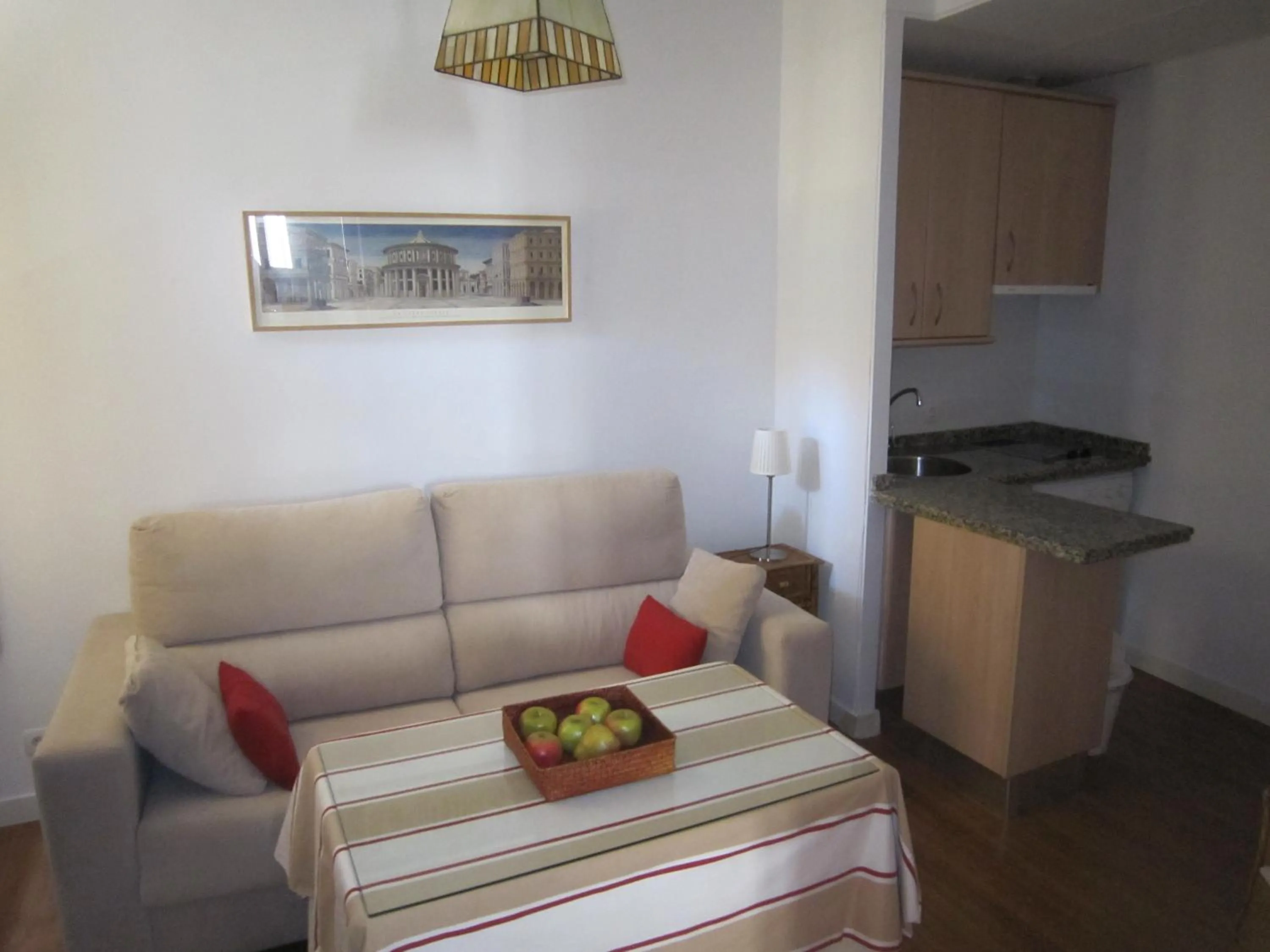 Kitchen or kitchenette in Apartamento céntrico Plaza del Salvador