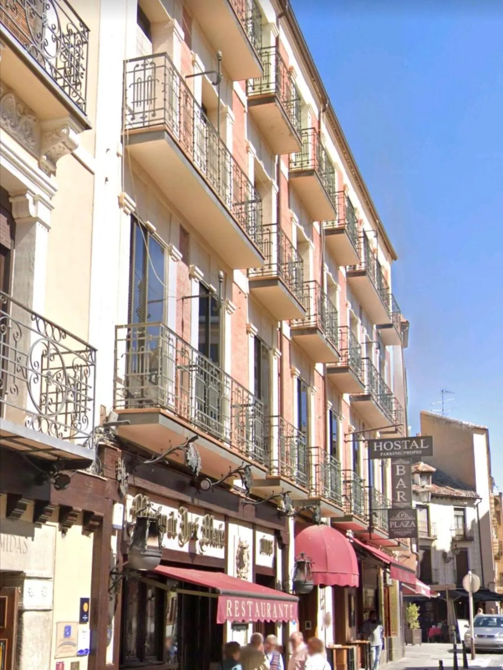 Hostal Plaza
