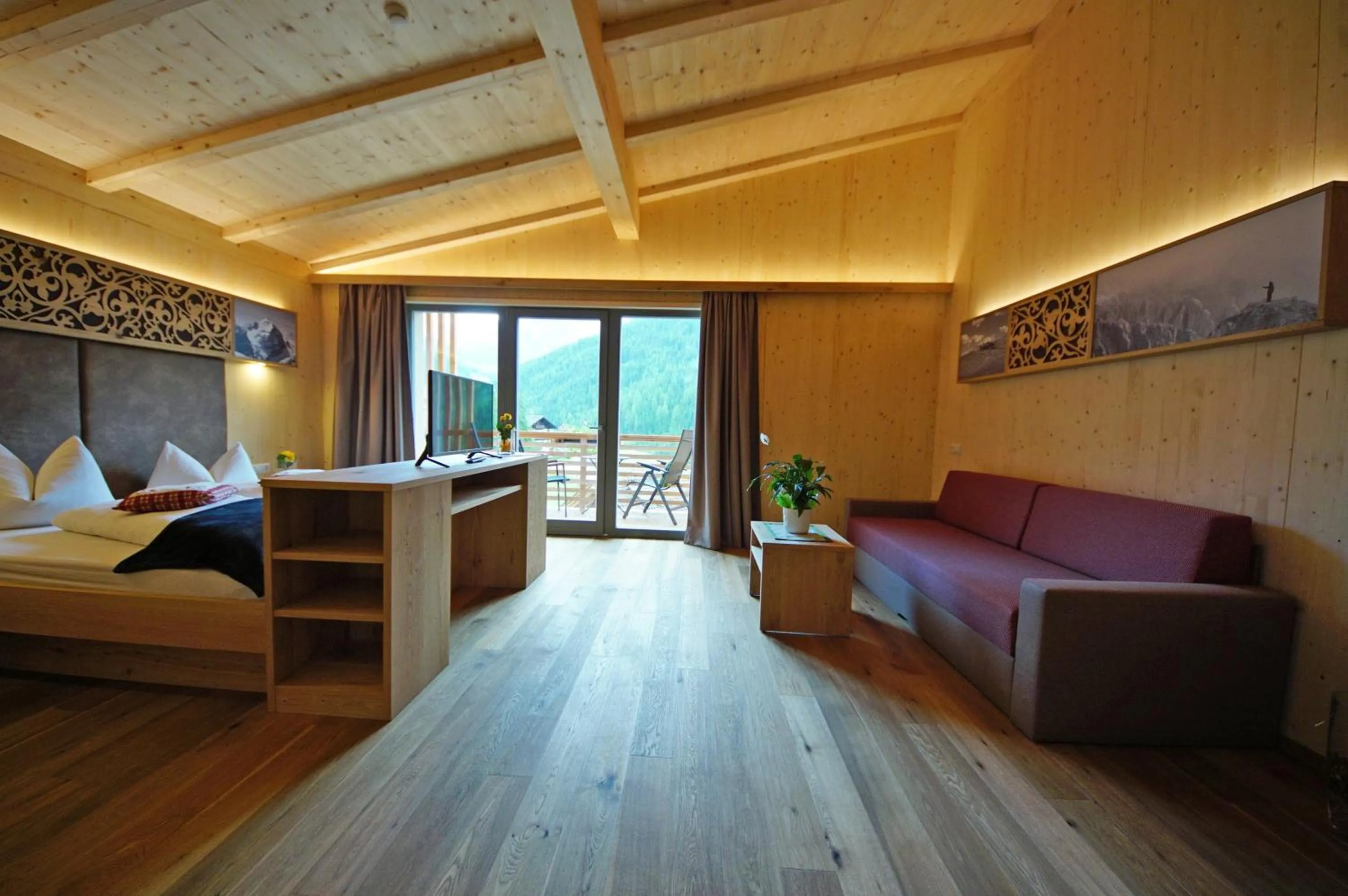 Photo of the whole room, Bed in La Palsa