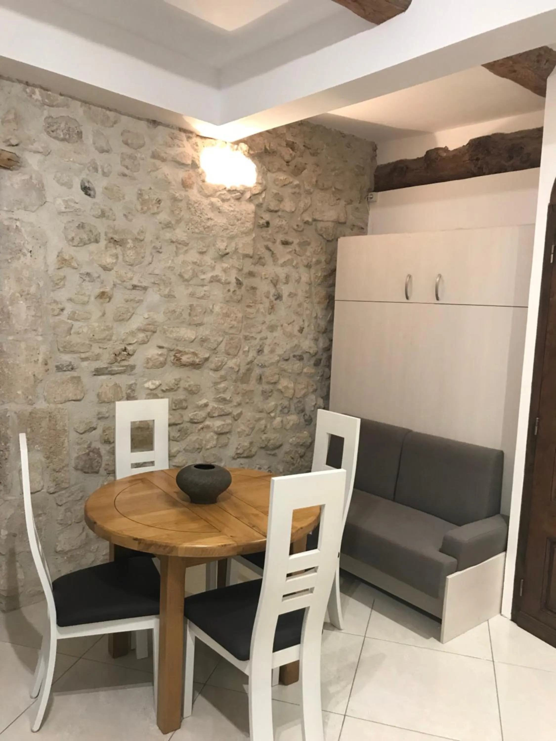Living room in Studio du couvent des carmes