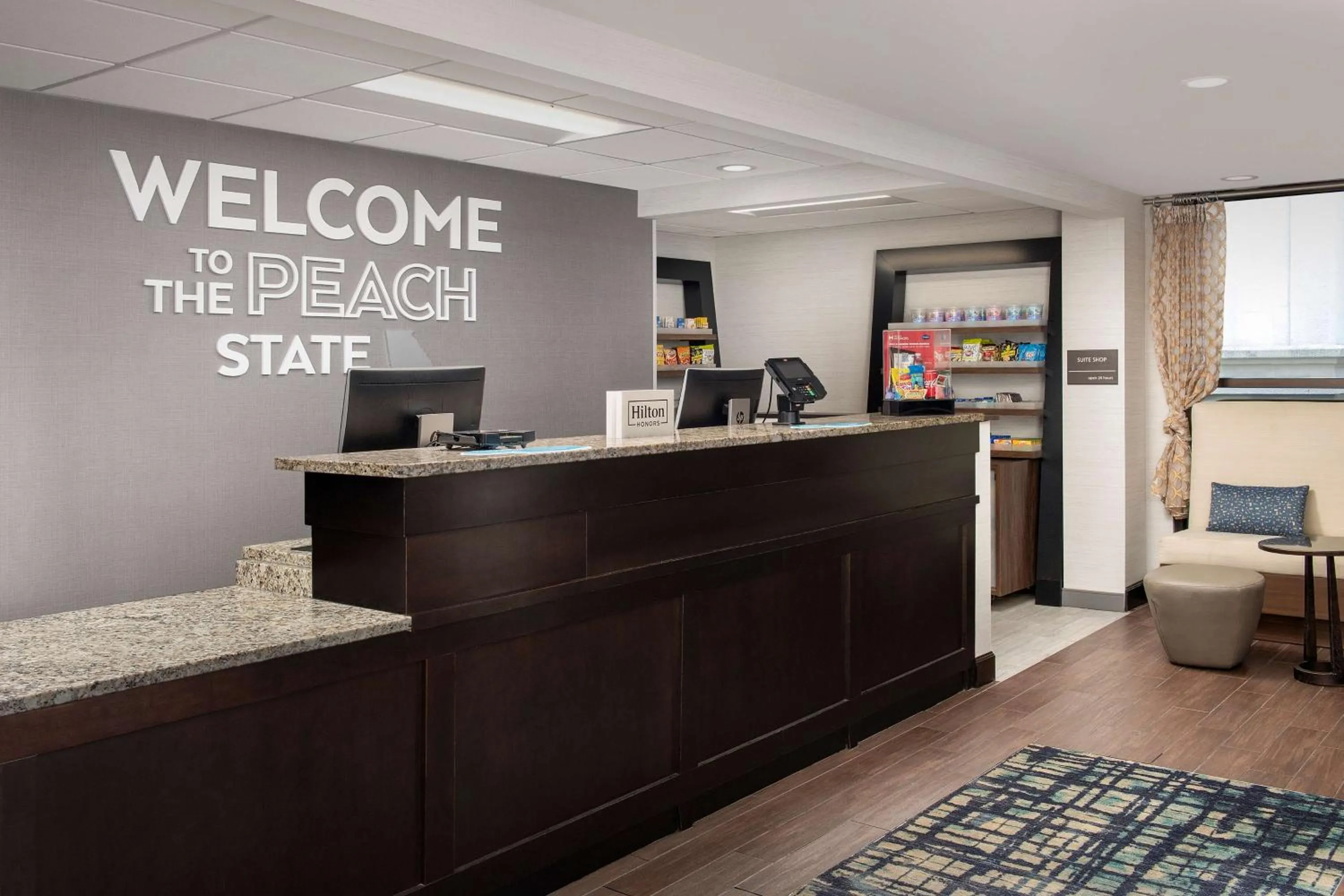 Lobby or reception in Hampton Inn & Suites Alpharetta-Windward