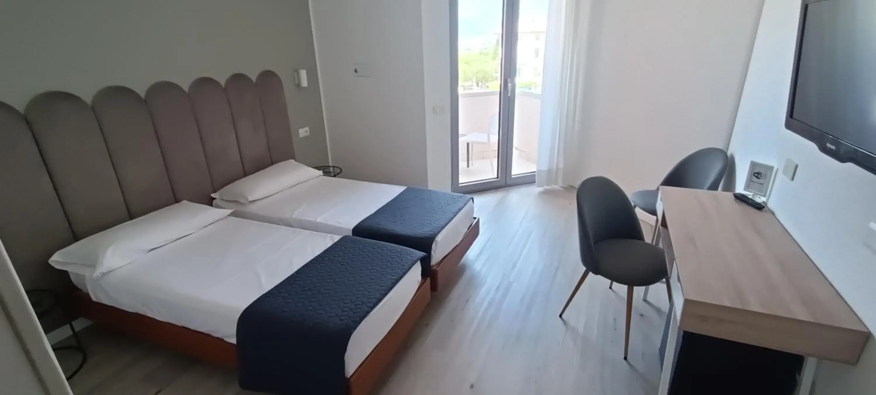 Bedroom, Bed in Hotel Everest Arco Bedroom, Bed in Hotel Everest Arco