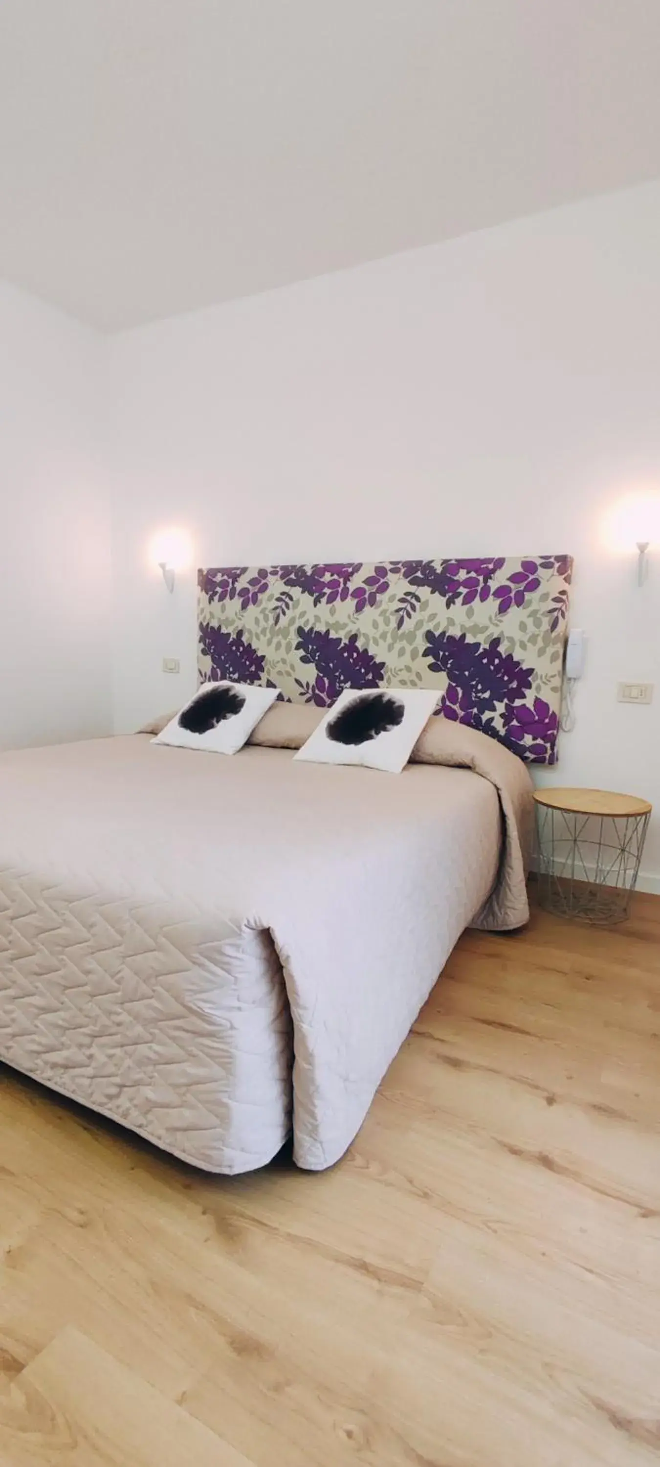 Bed in Hotel Everest Arco Bed in Hotel Everest Arco