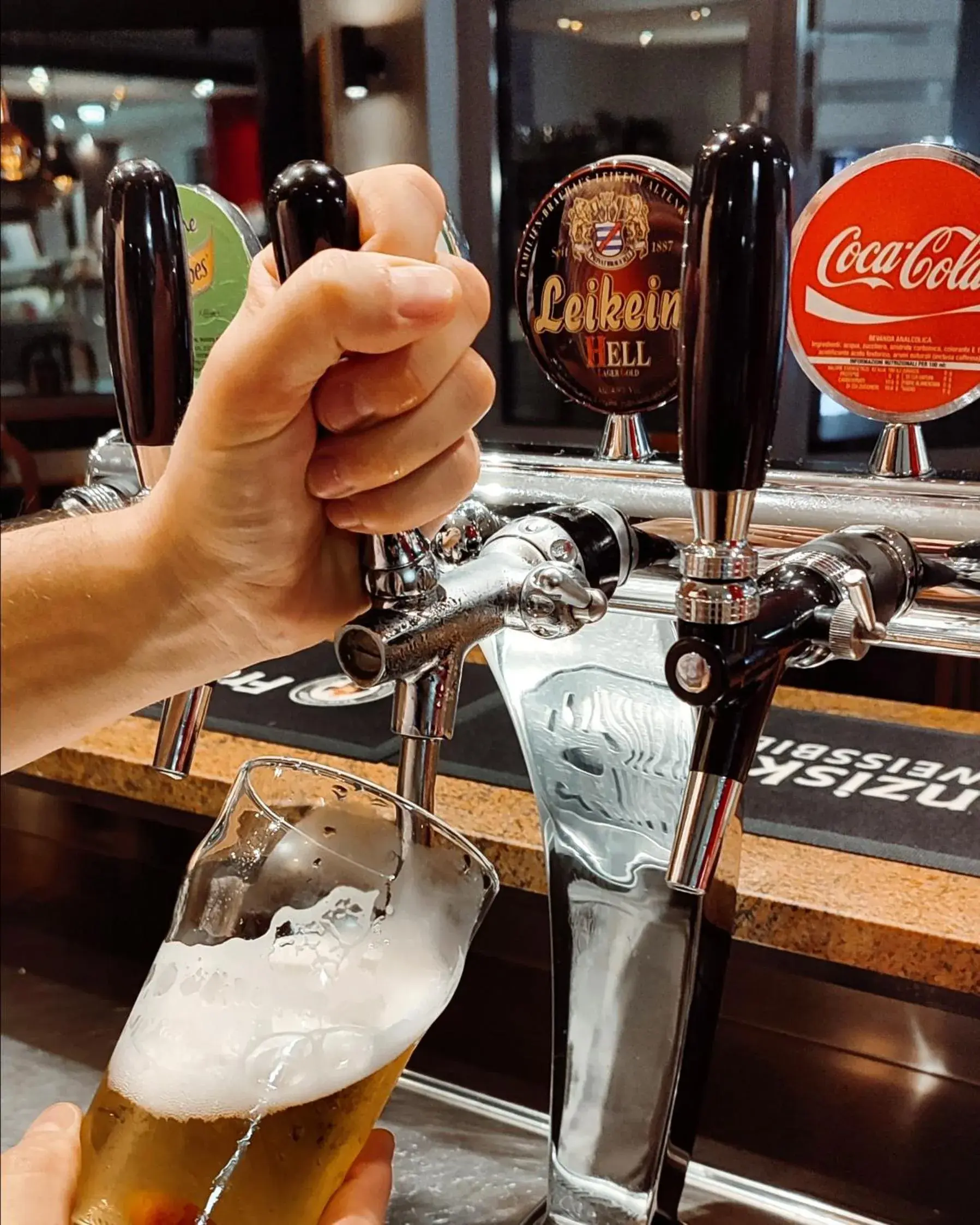 Lounge or bar in Hotel Everest Arco Lounge or bar in Hotel Everest Arco