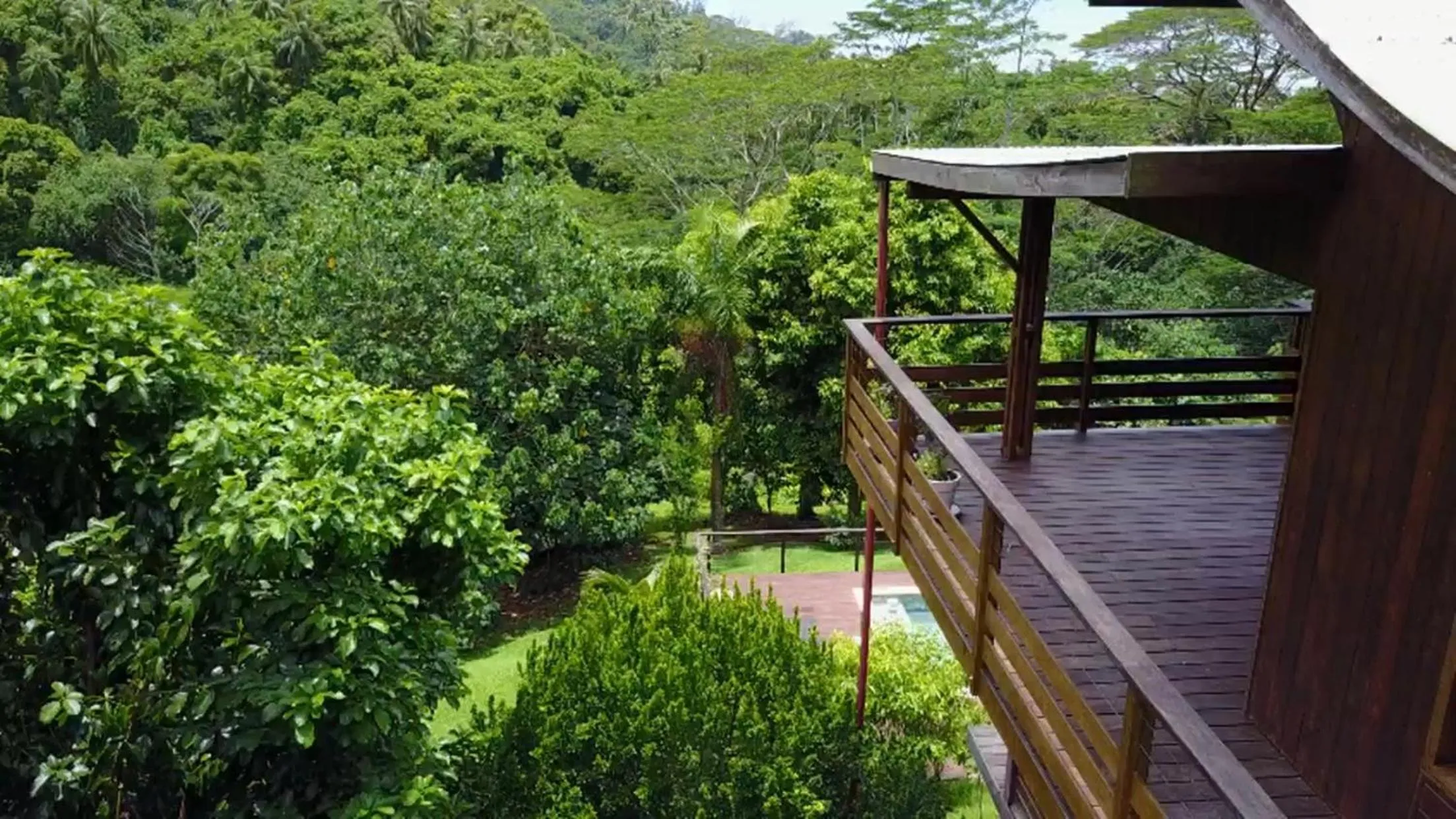 Garden in La Villa Te Fetia Nui Moorea