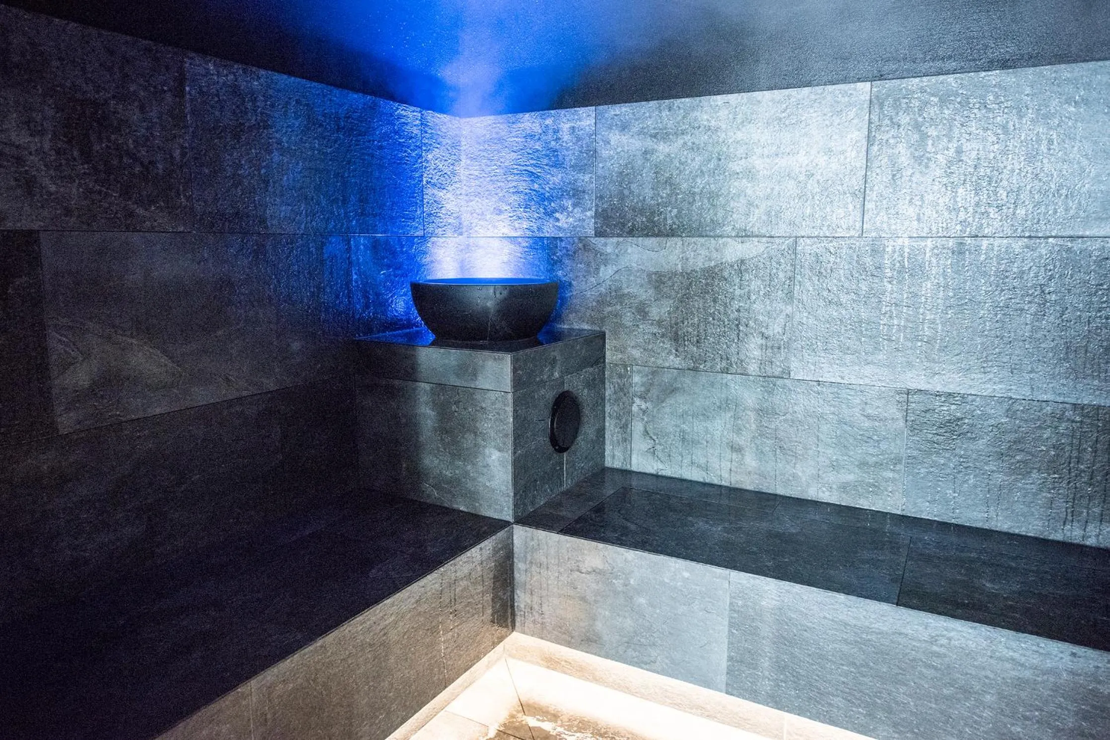 Steam room in Das Mondschein