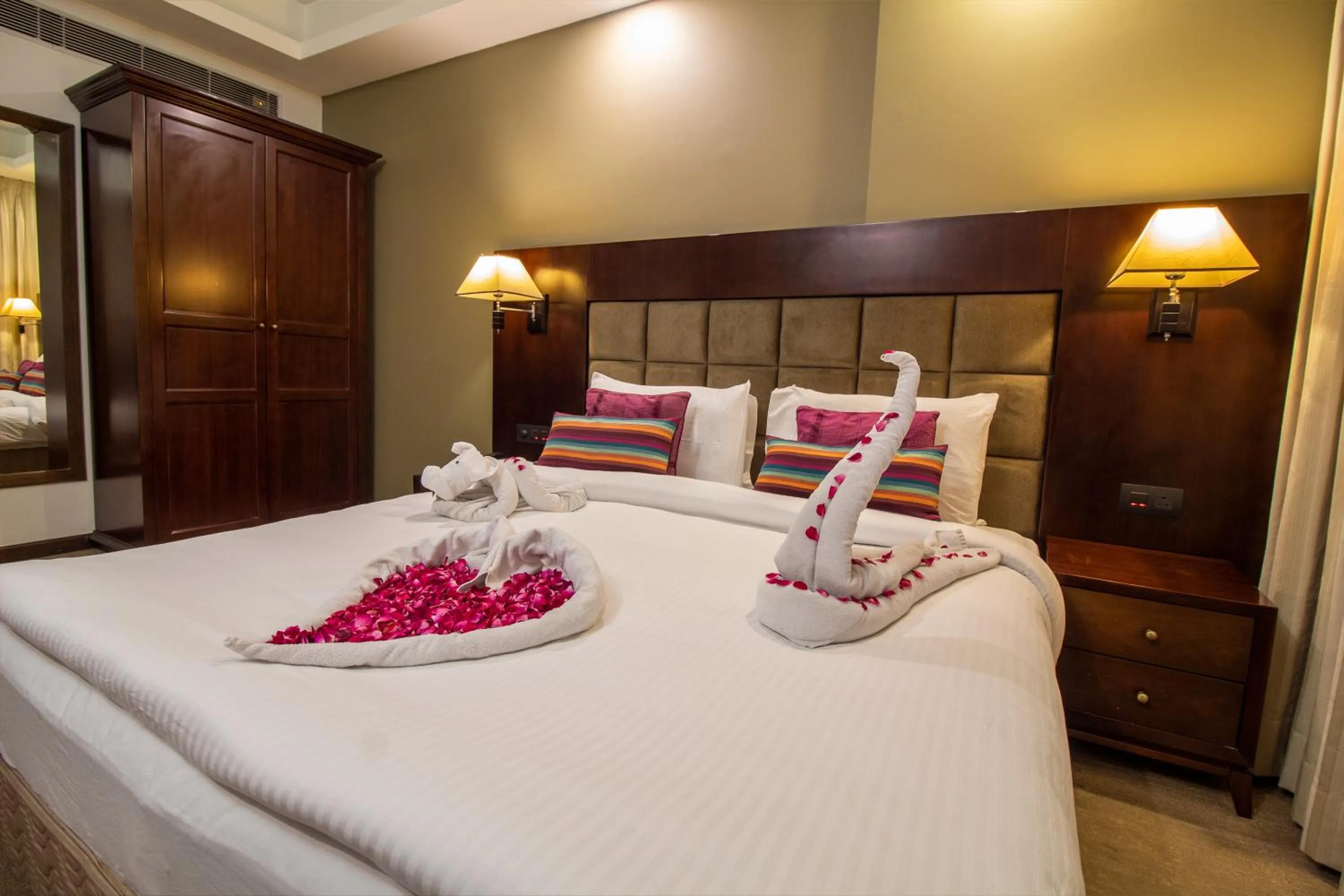 Bed in Rock Manali by Vivaan