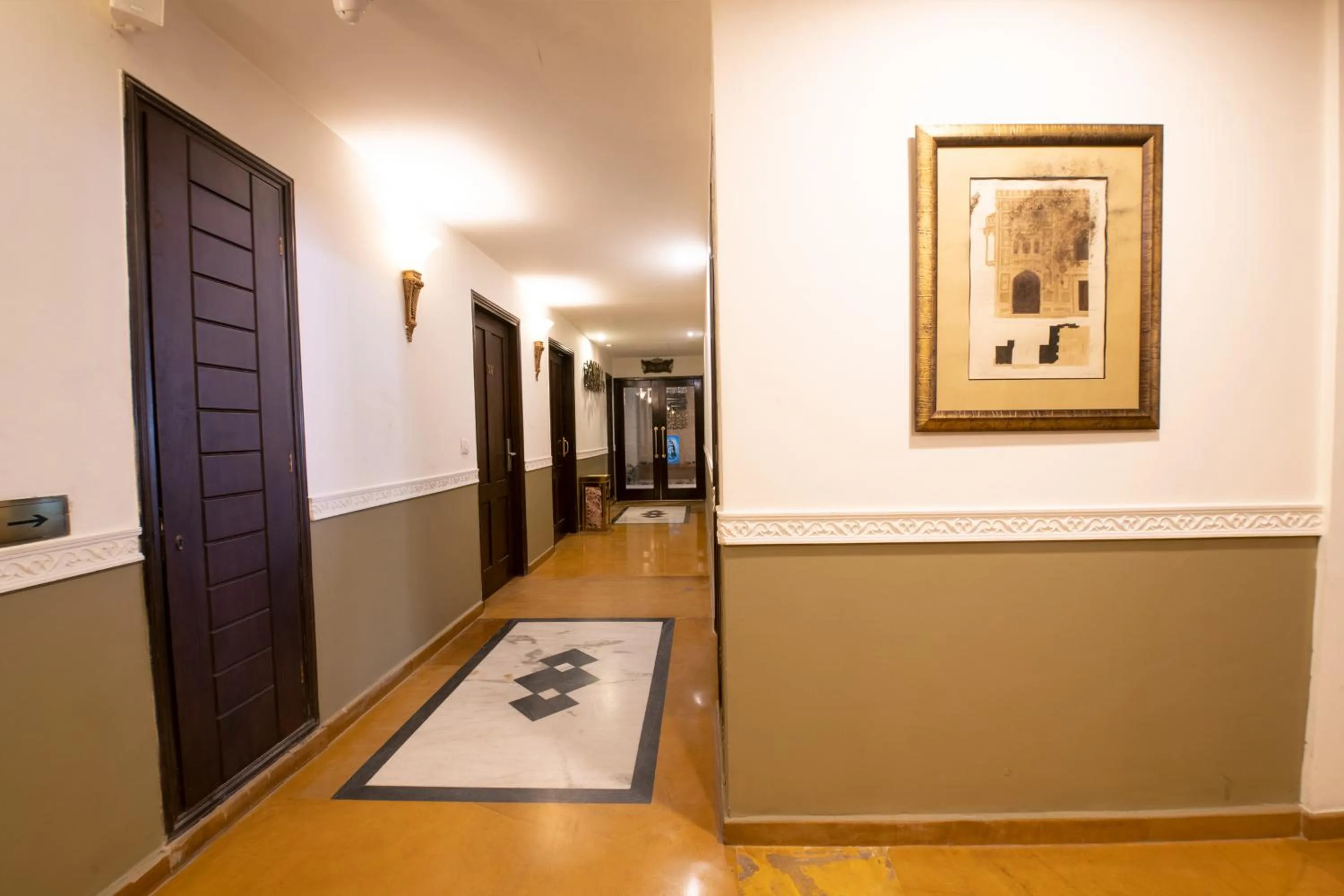 Property building in Rock Manali by Vivaan