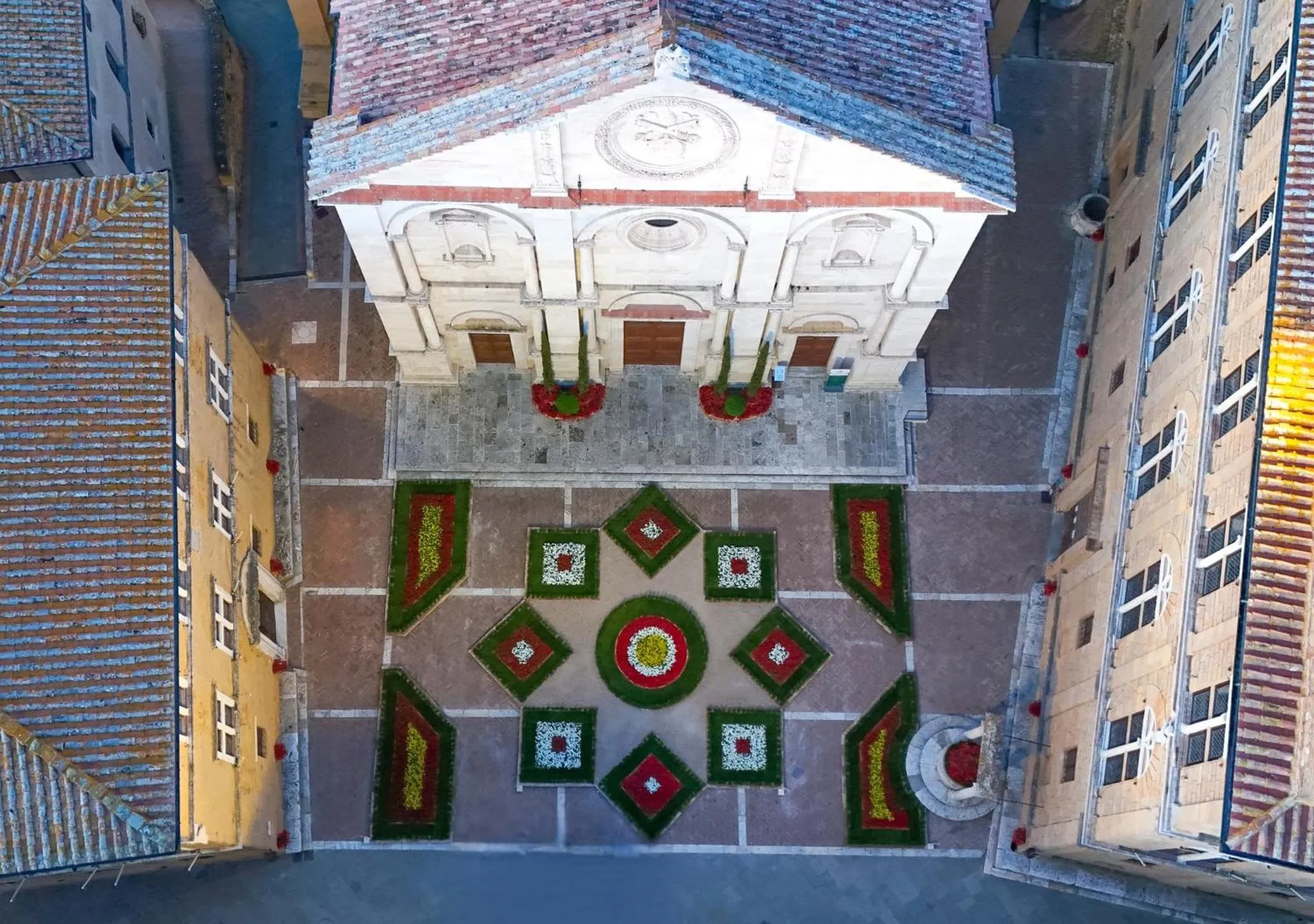 Bird's eye view in ROSSELLINO®