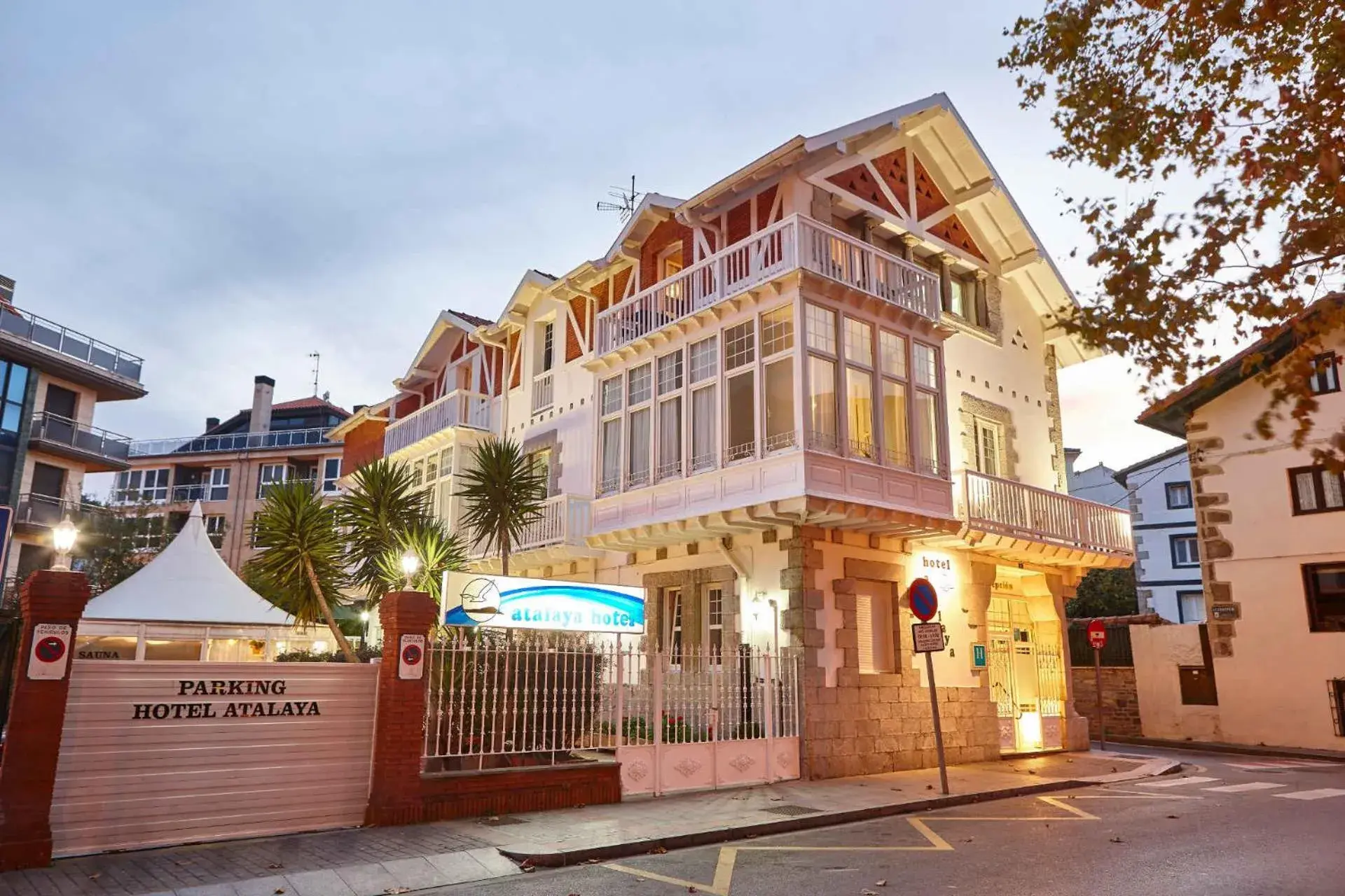 Hotel Atalaya- FREE PARKING GRATUITO Hotel Atalaya- FREE PARKING GRATUITO